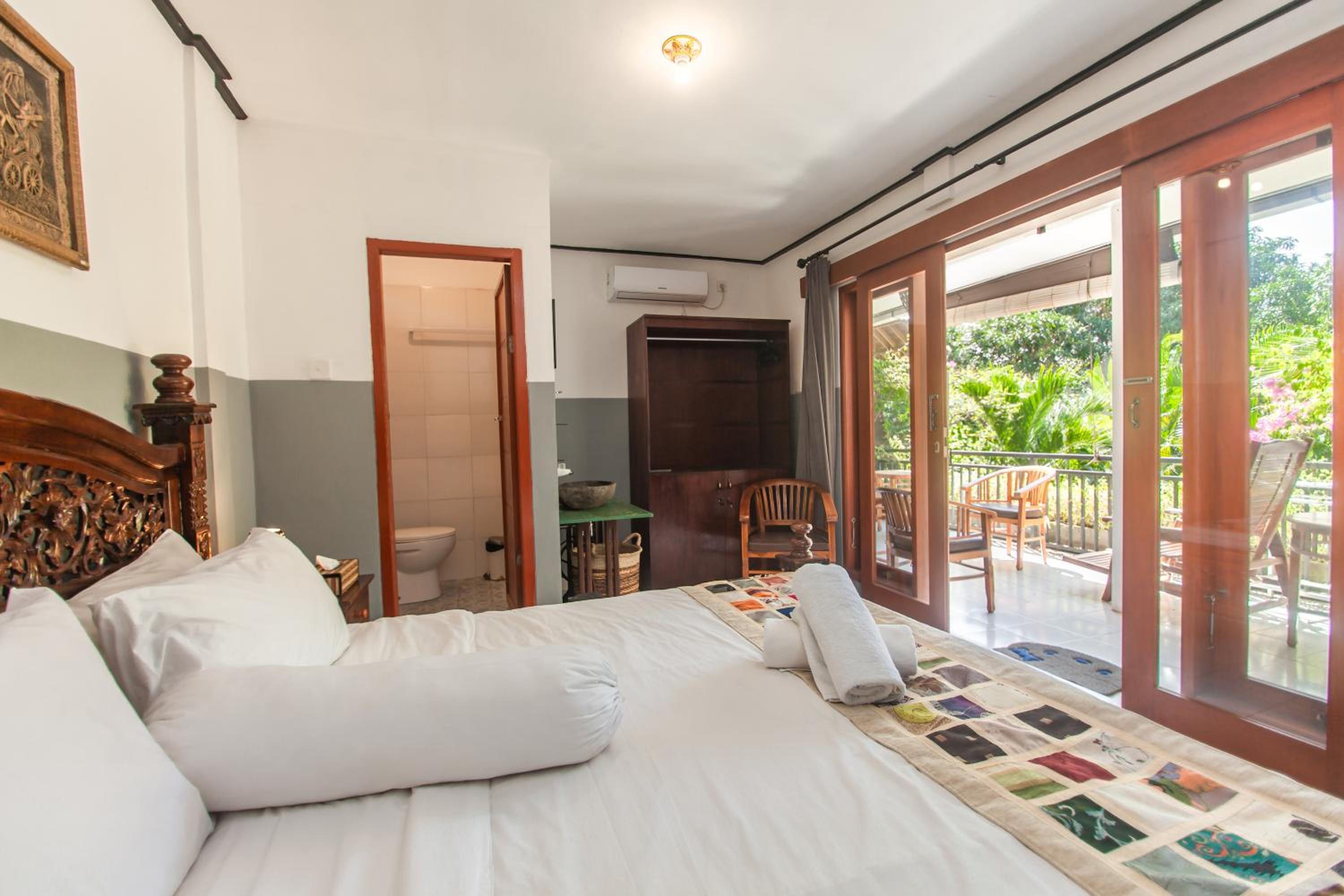 Deluxe Double Room - Photo 8