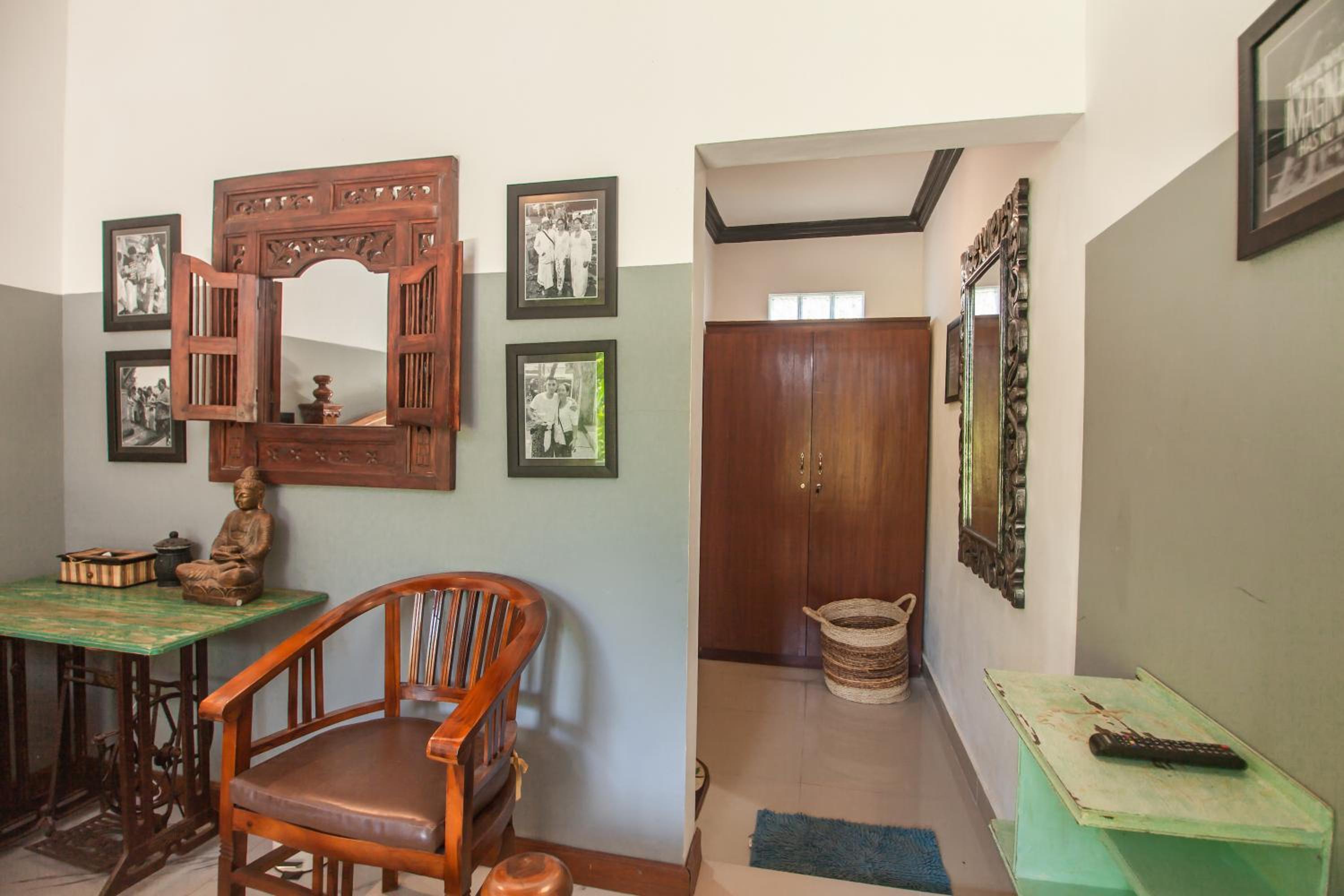Deluxe Double Room - Photo 11