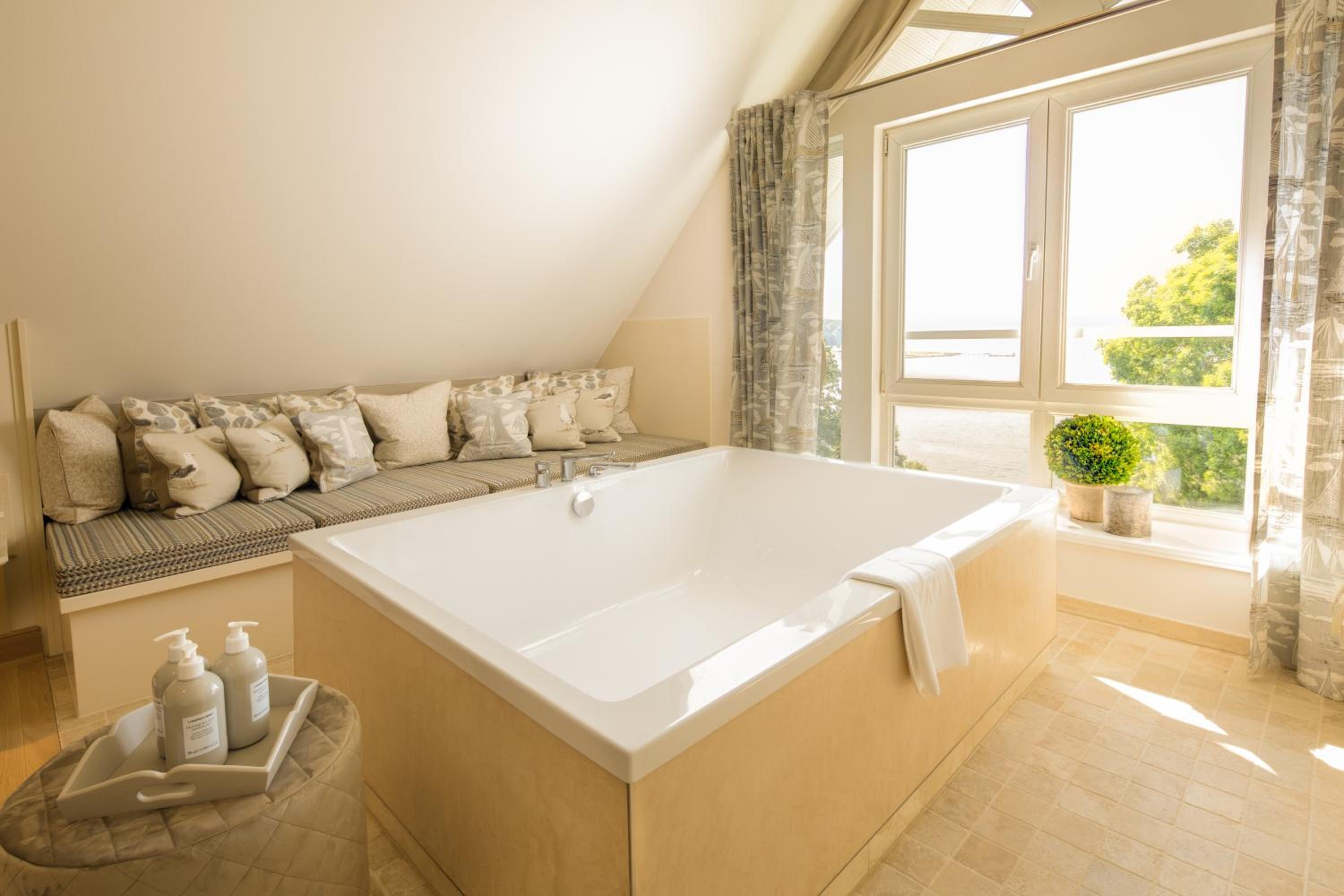 Maisonette-Suite mit Fjordblick photo
