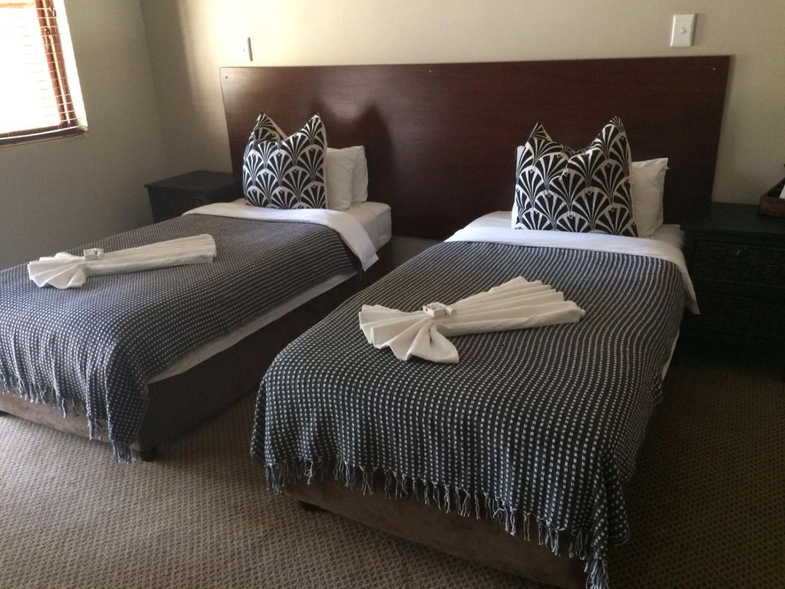Comfort Family Room photo 1