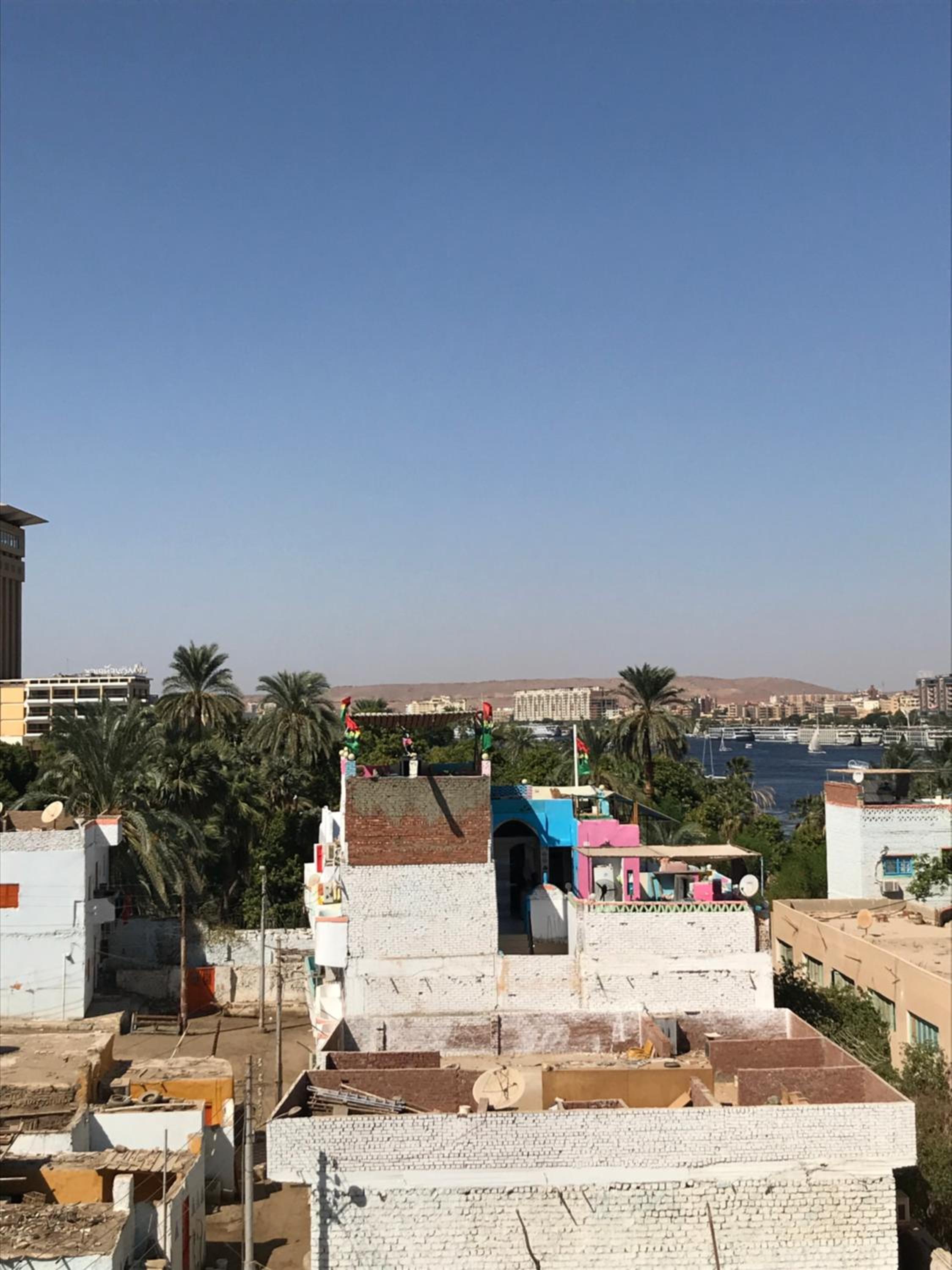 Twin Room with View - Photo 16