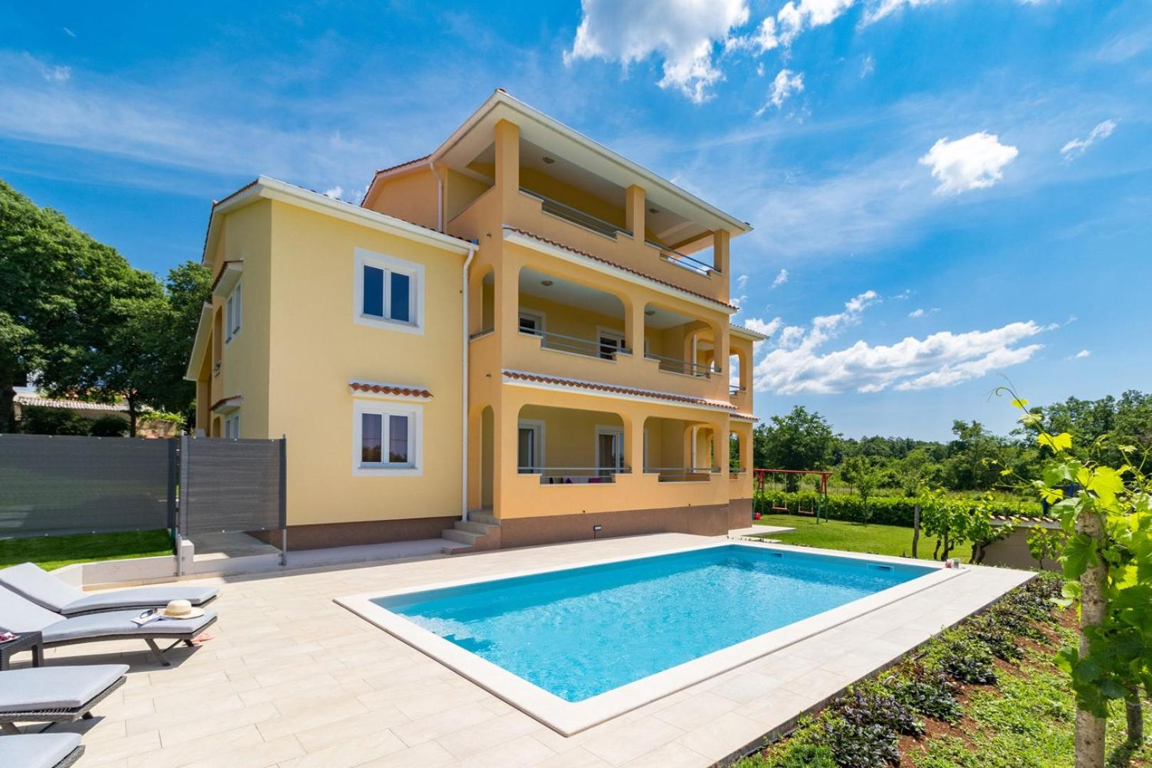 Villa with Private Pool photo 2