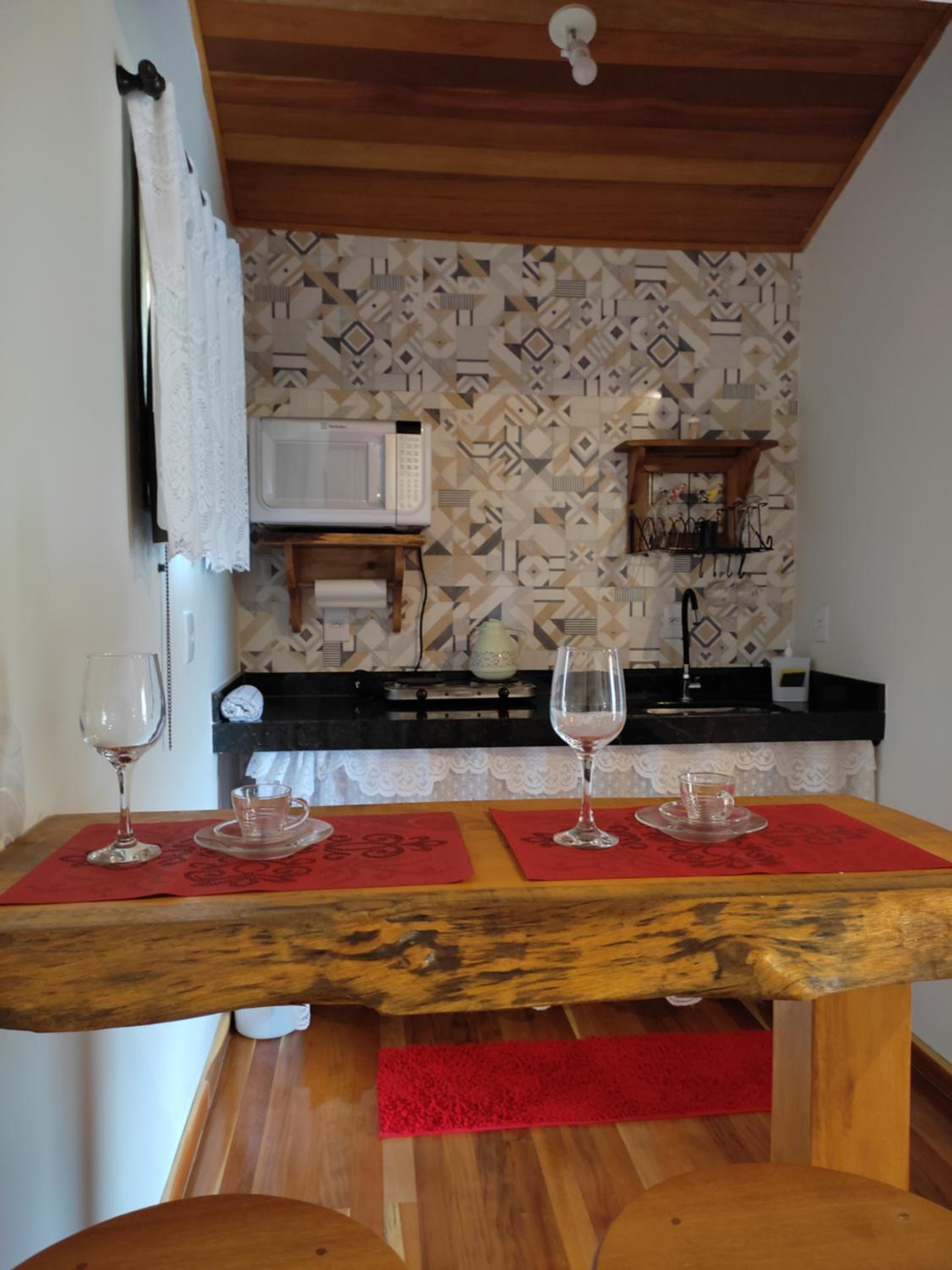 Queen Suite - Photo 2