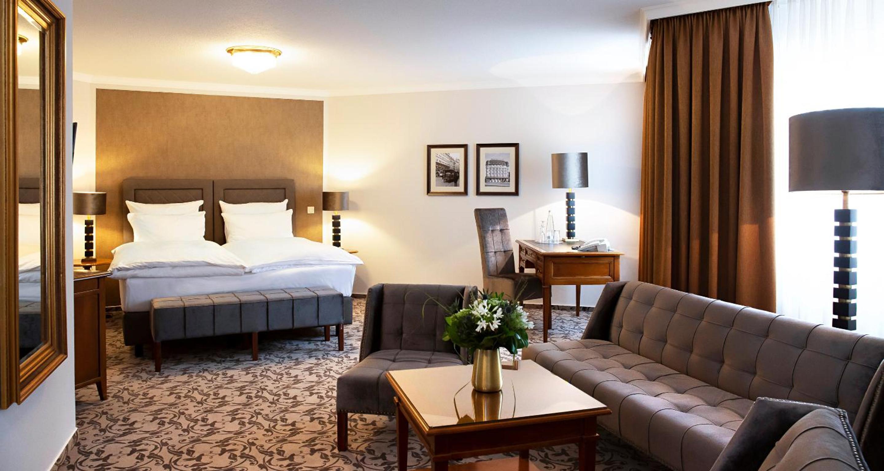 Junior Suite - Photo 1