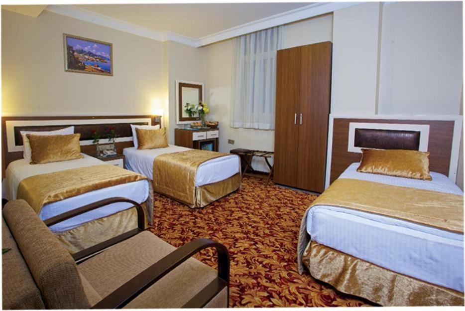 Standard Quadruple Room photo 2