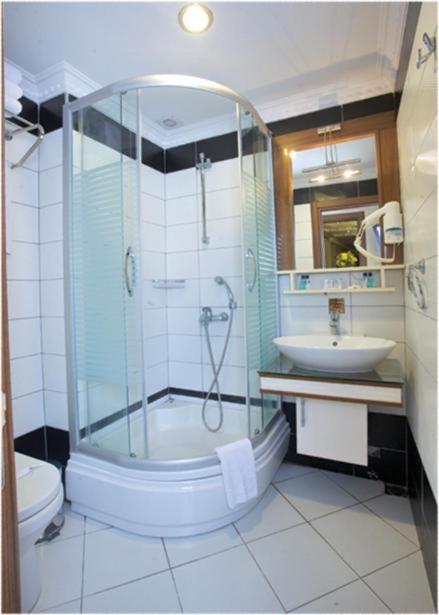 Double or Twin Room photo 2