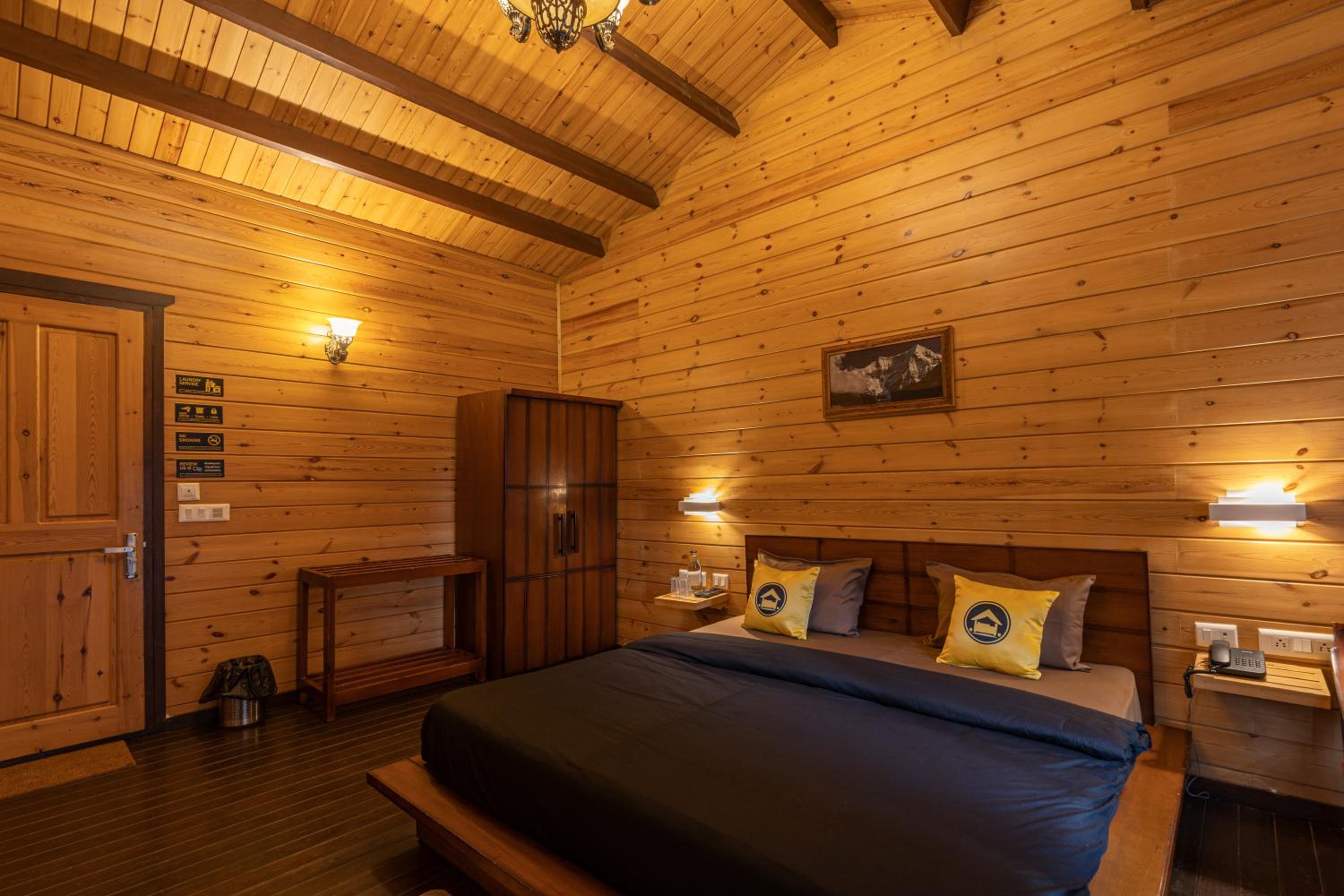 Superior Double Room with Balcony and Mountain View - Couple Friendly. - Photo 5