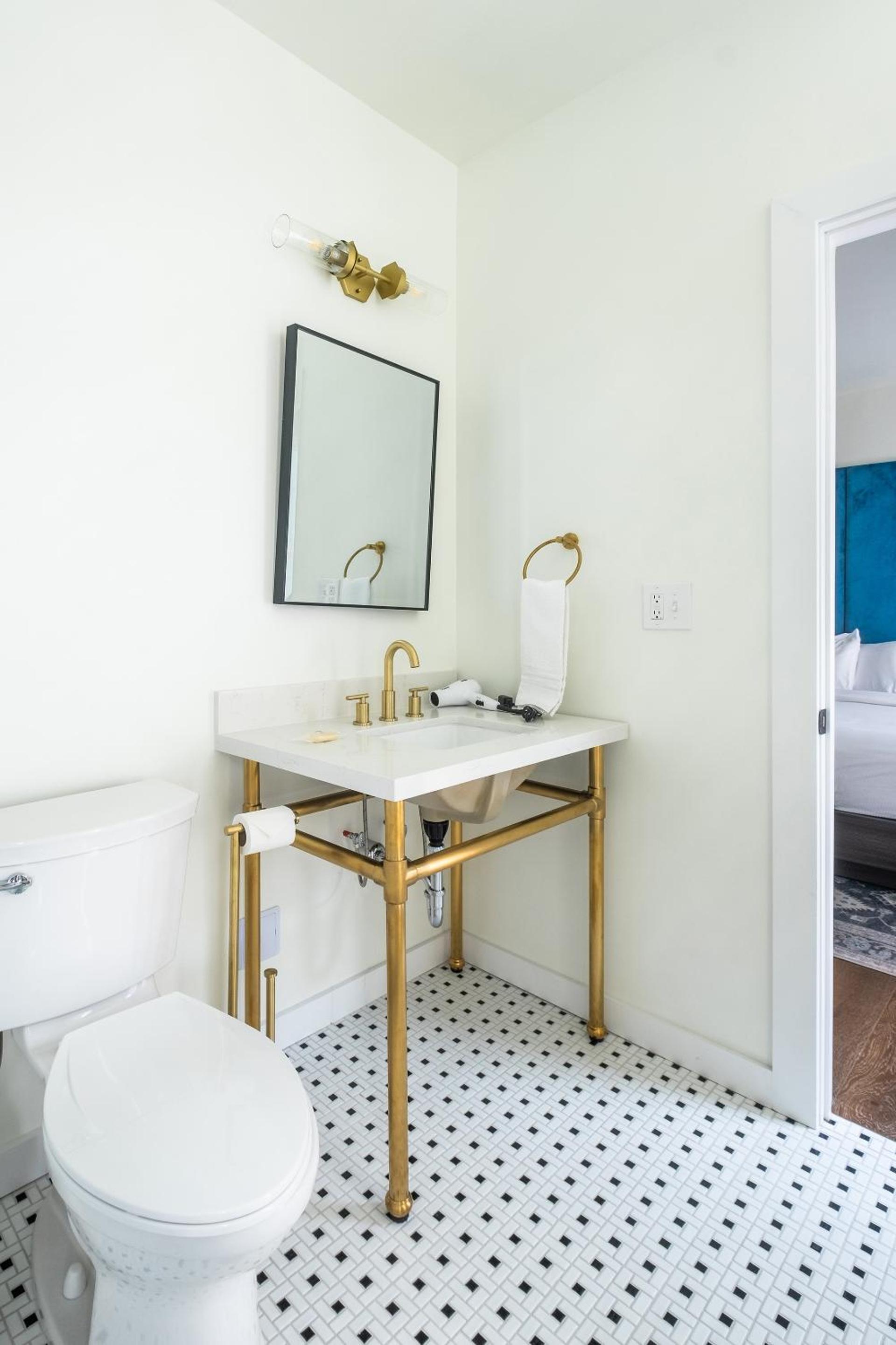 Superior King Room photo 2