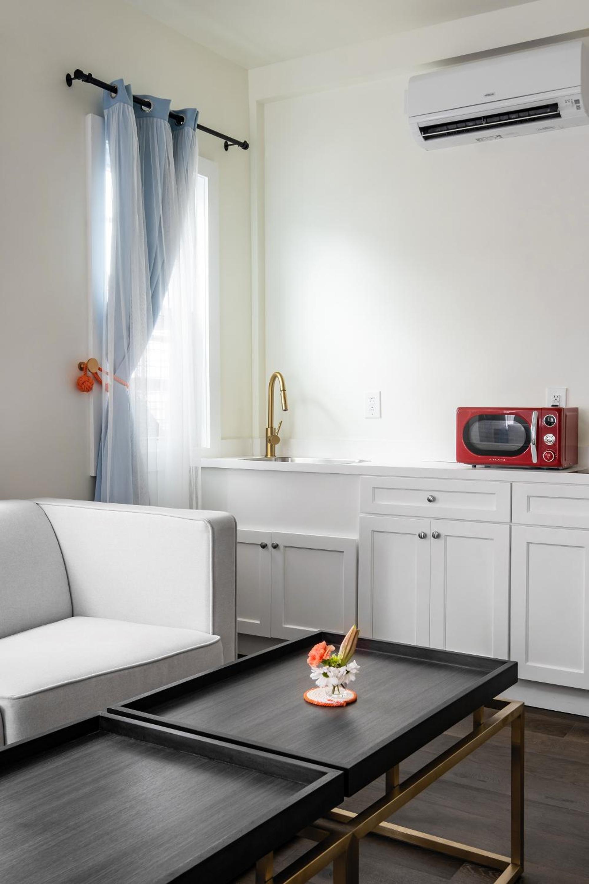King Studio With Sofa Bed