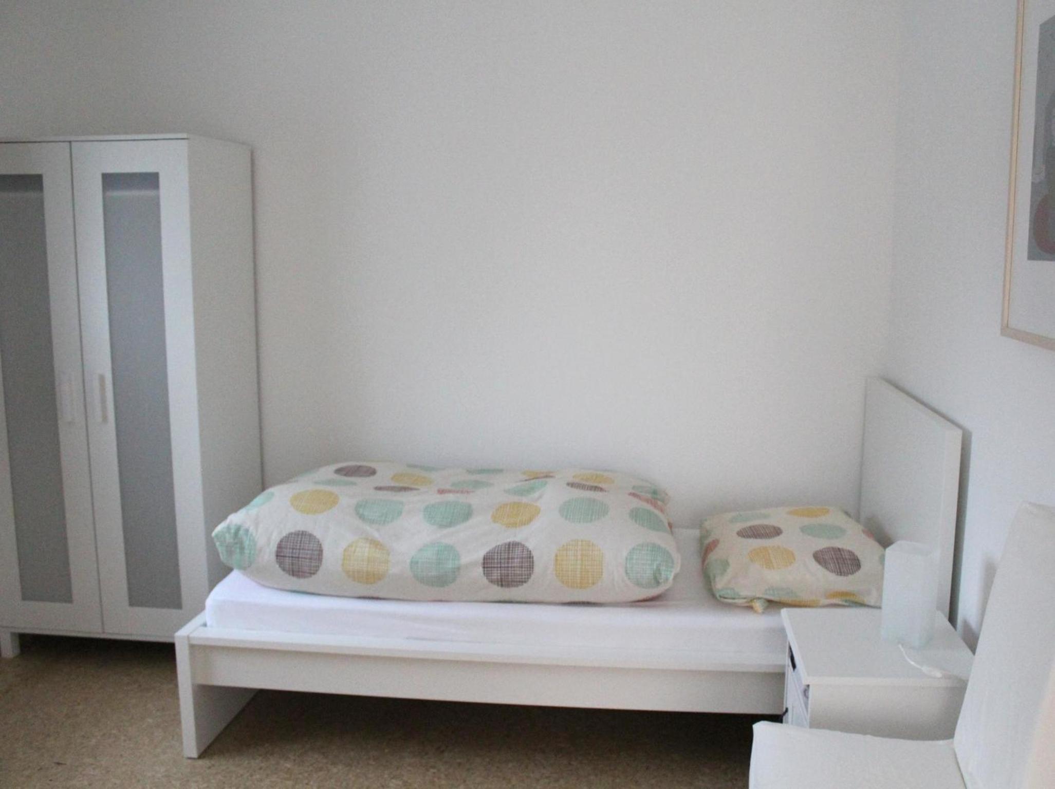 Apartment photo 2