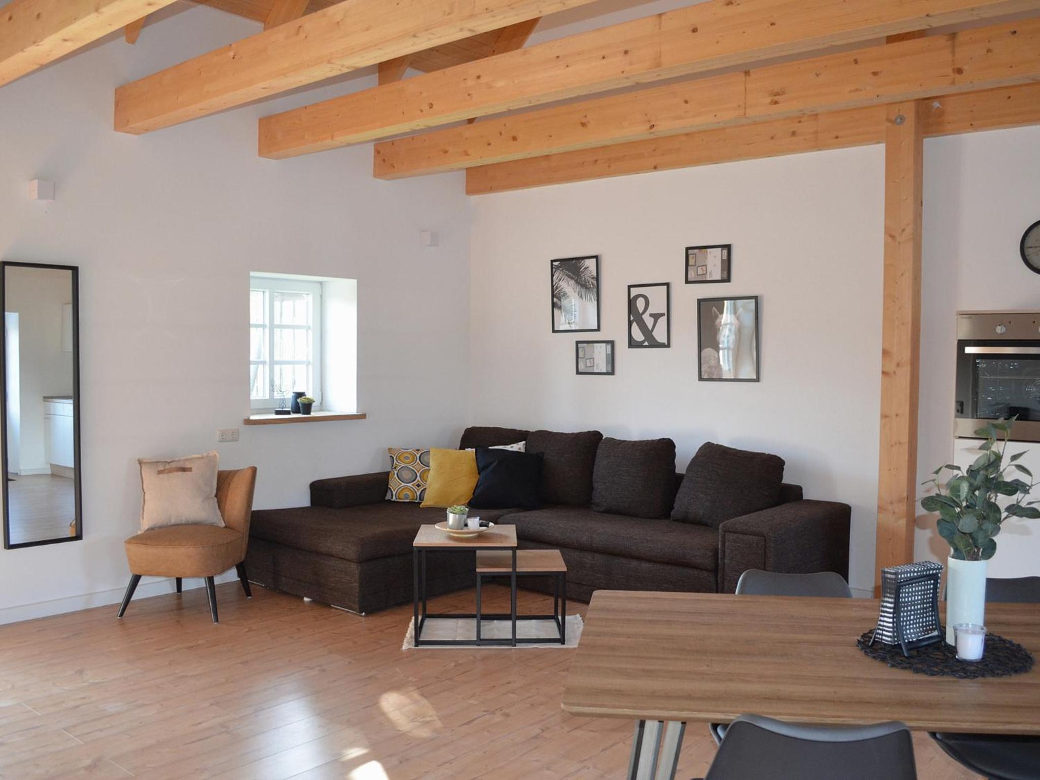 Apartment photo 3