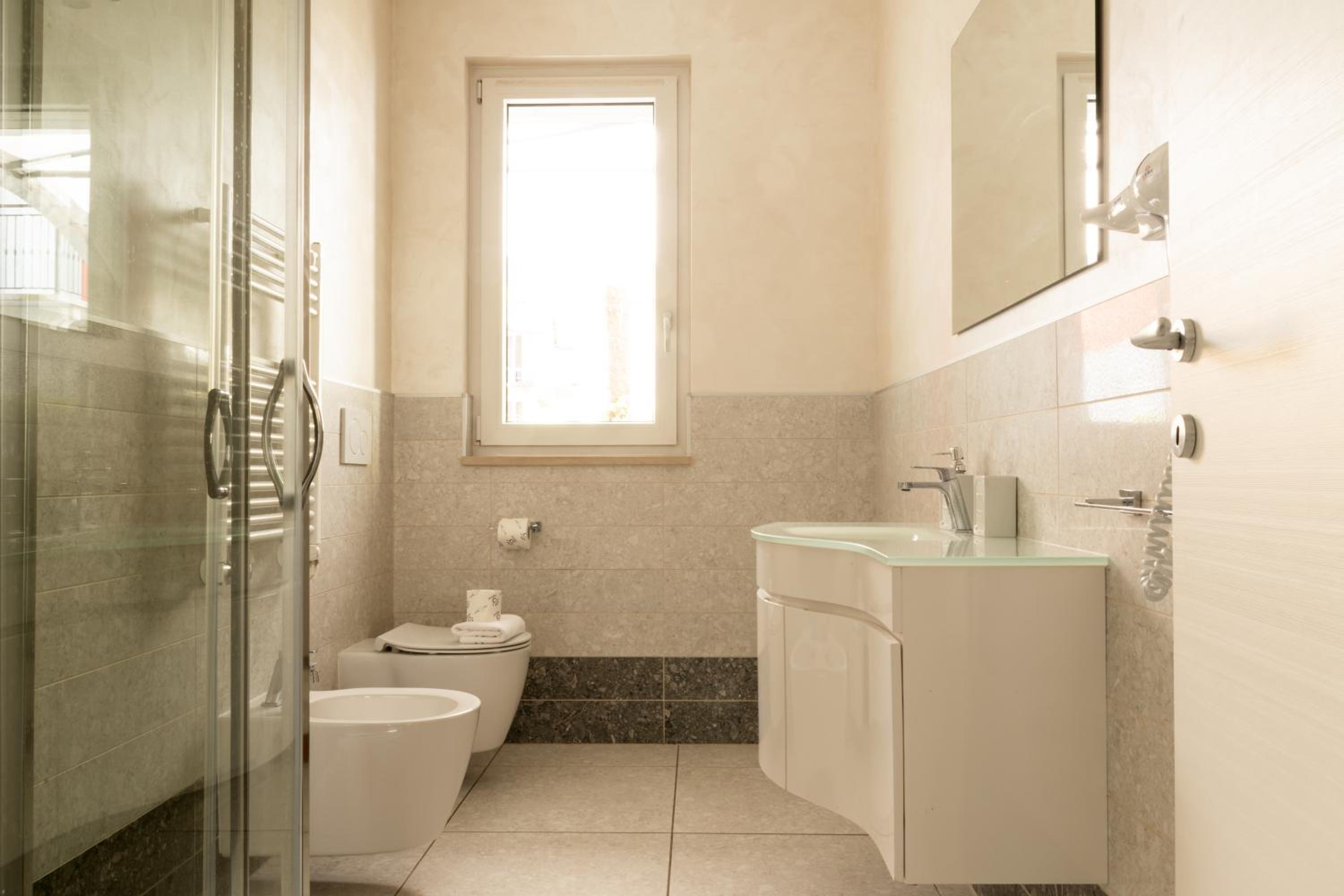 Apartment - Ground Floor photo 2
