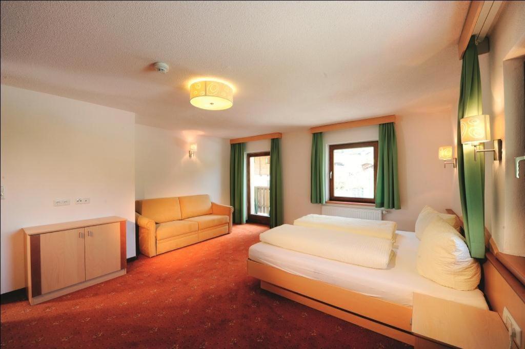 Apartment (4 Adults) photo 1