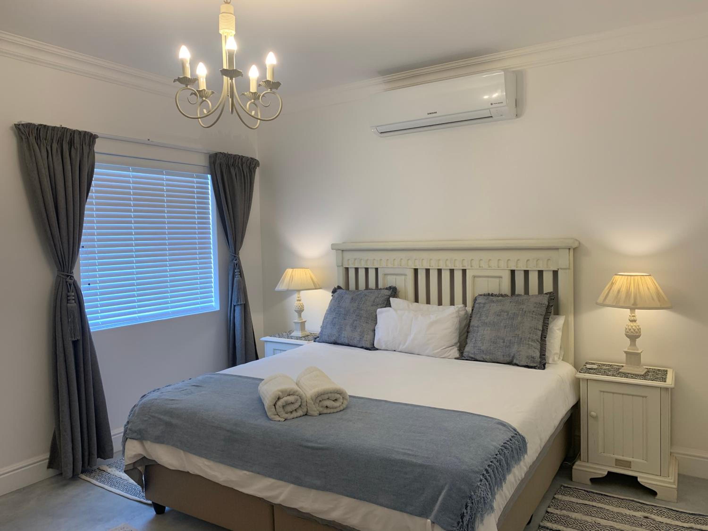 Superior Three-Bedroom Apartment with Ocean View - Photo 18