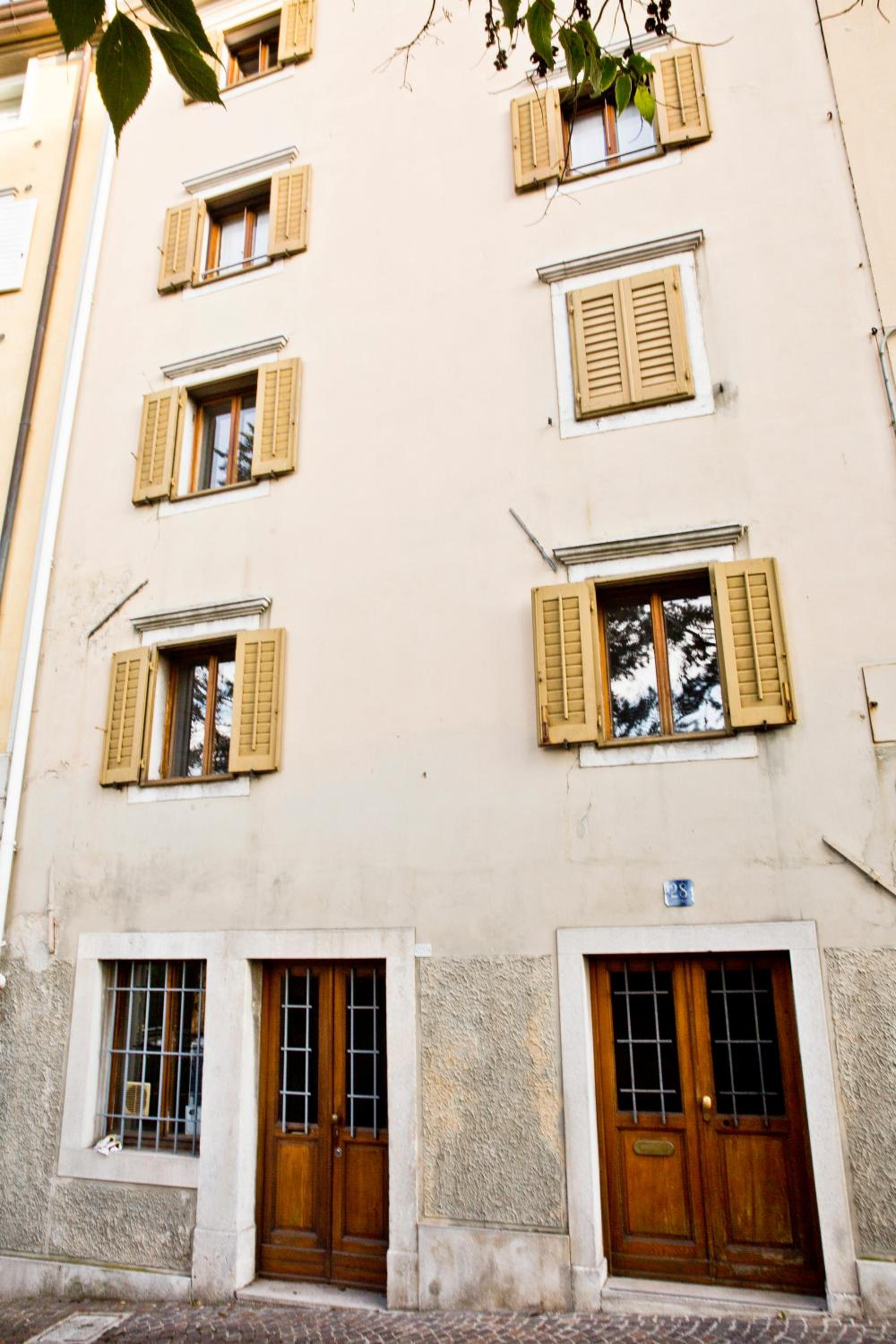 One-Bedroom Apartment - Photo 9