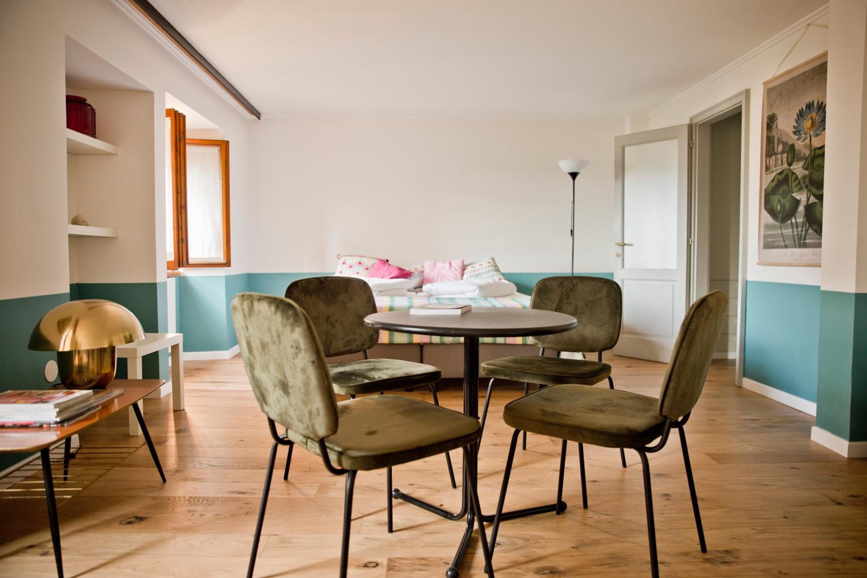 One-Bedroom Apartment - Photo 7