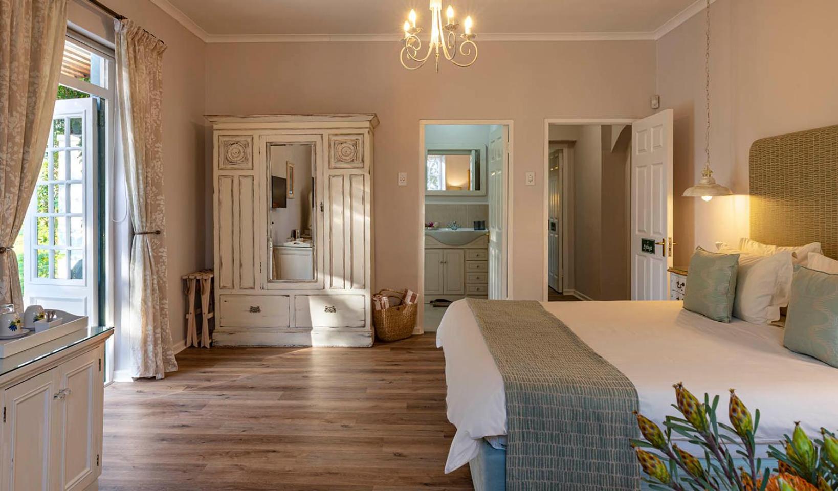 Twin/Double Room photo 2