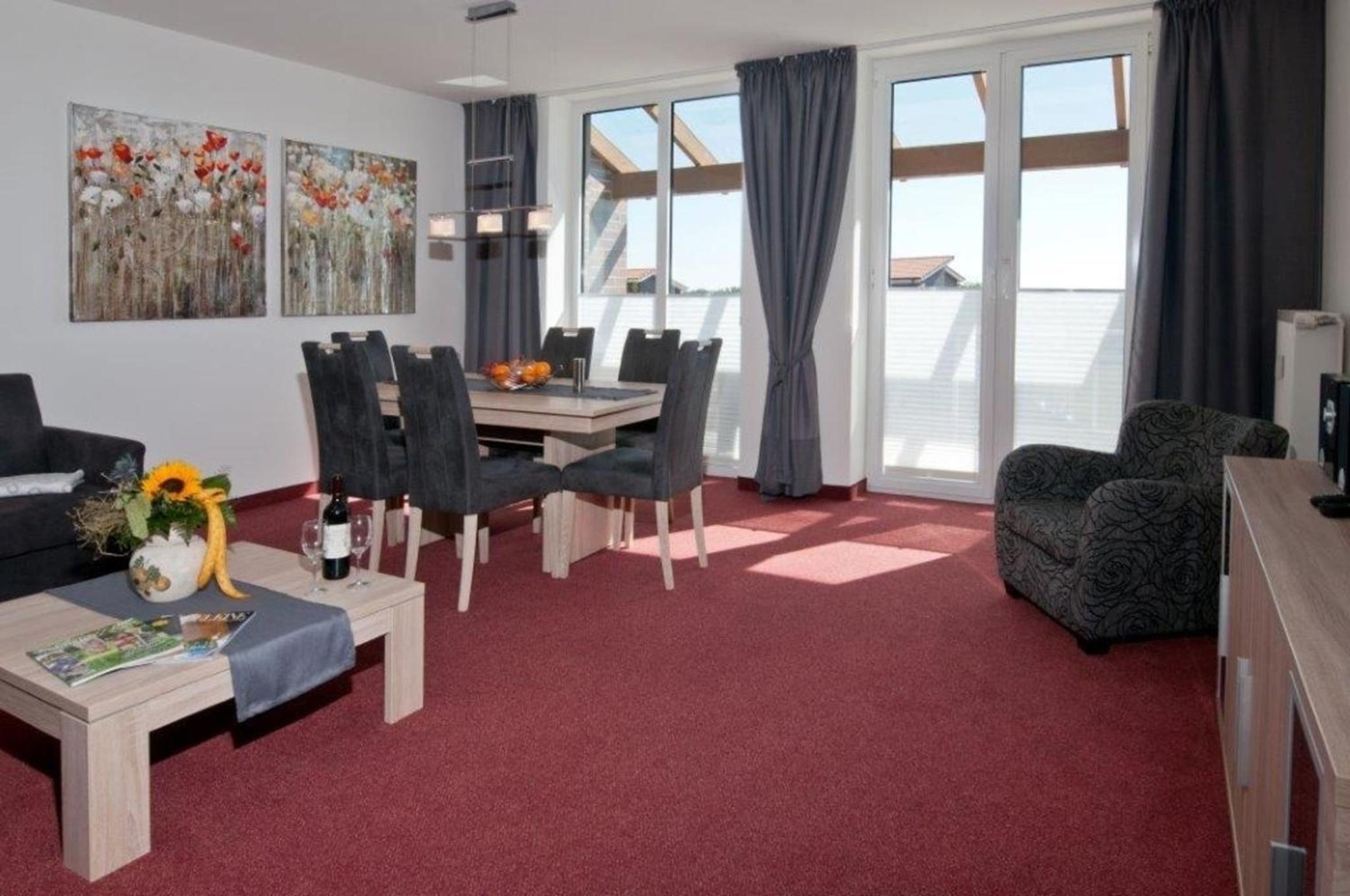 Apartment photo 1