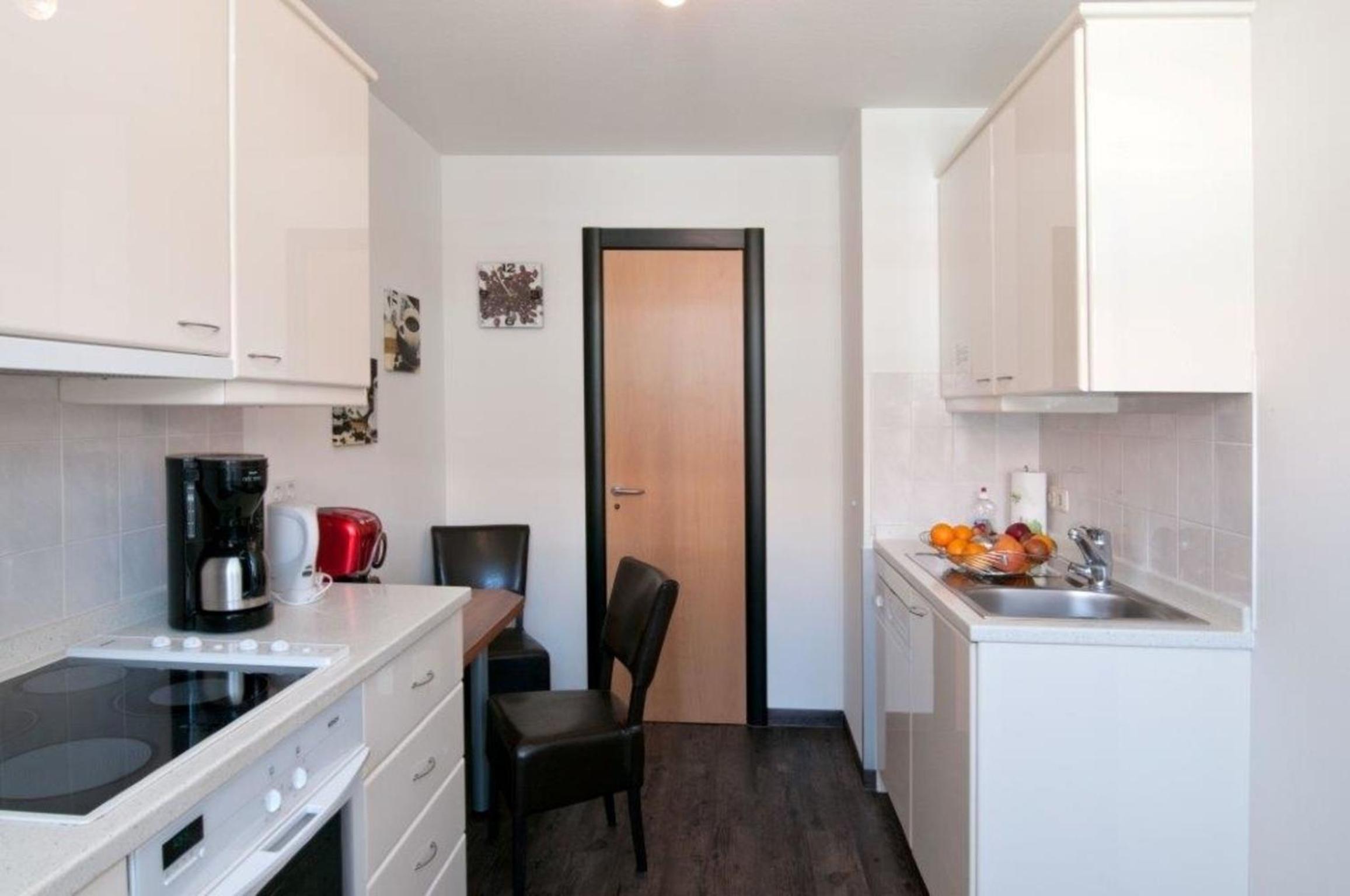Apartment photo 3