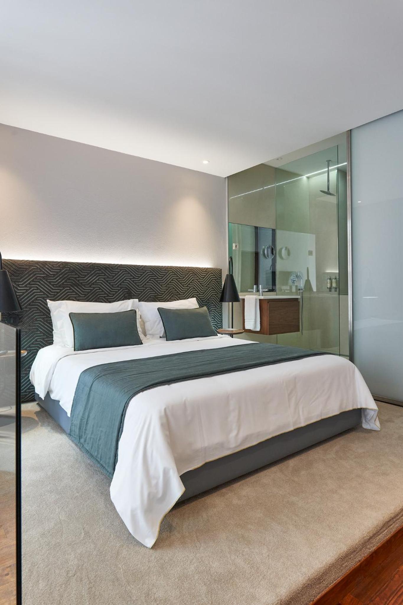 Double Room - Photo 13