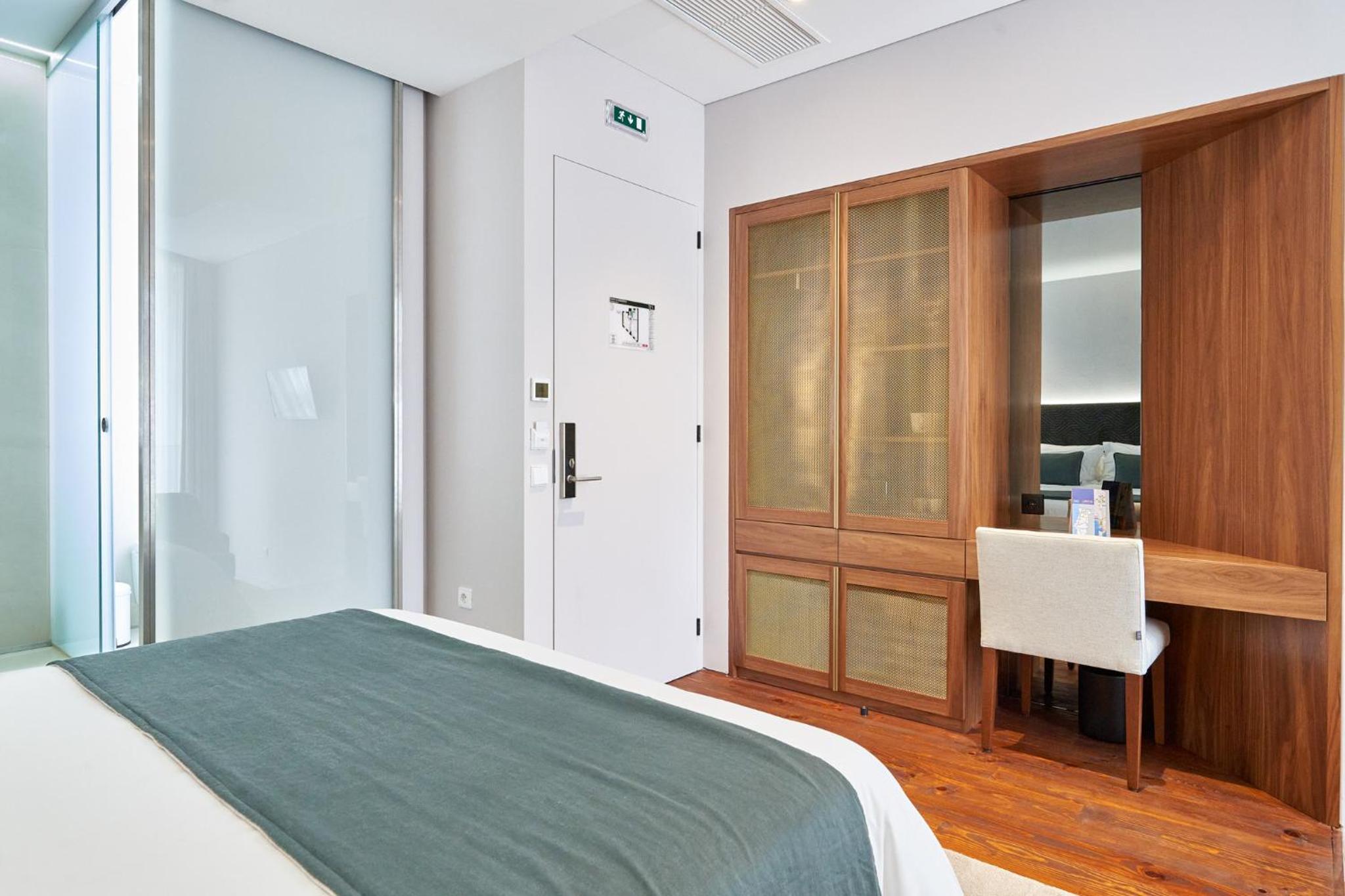 Double Room - Photo 11