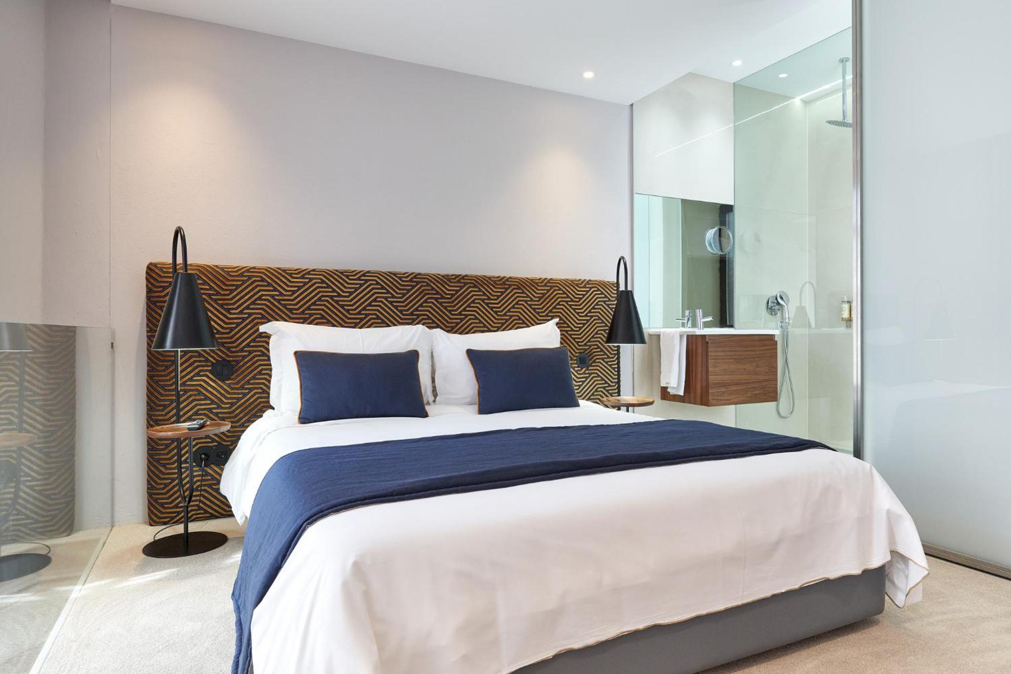 Double Room - Photo 18