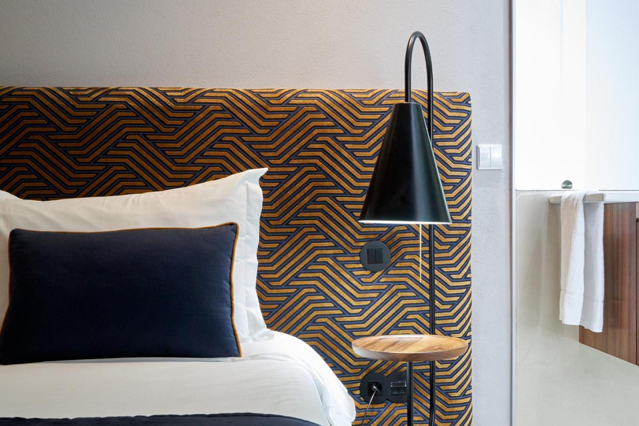 Double Room - Photo 16