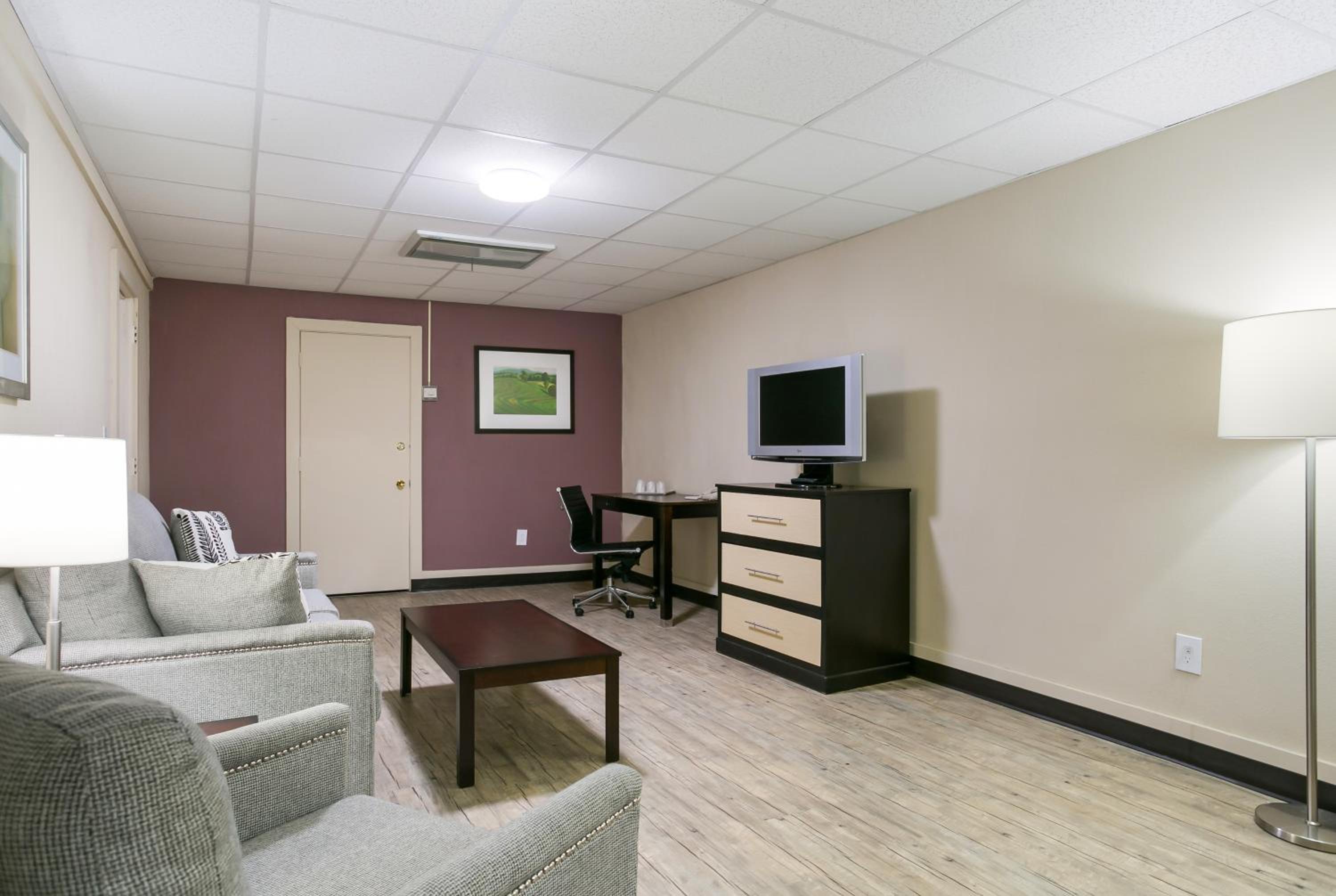 King Suite - Photo 4