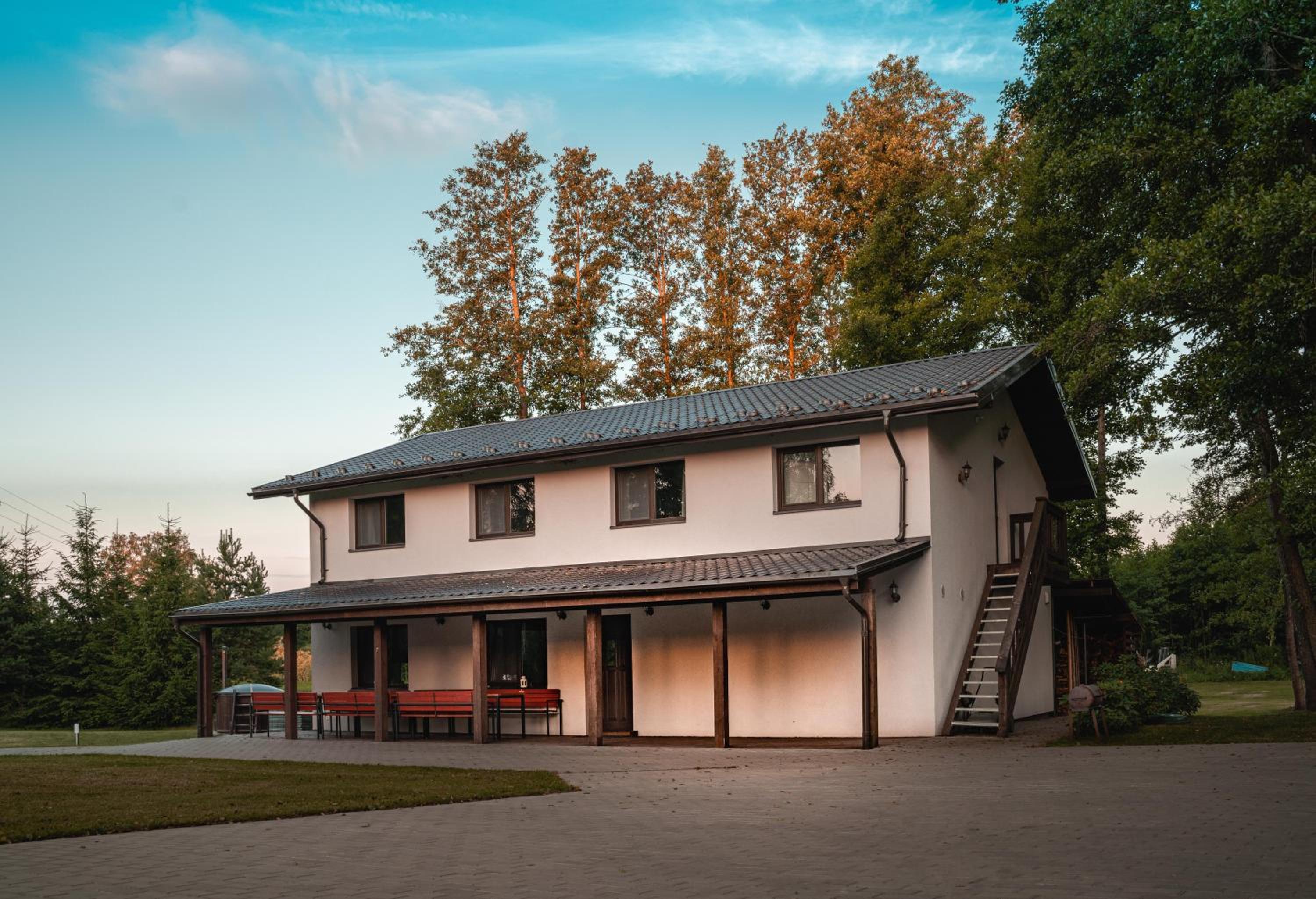 Villa photo 1