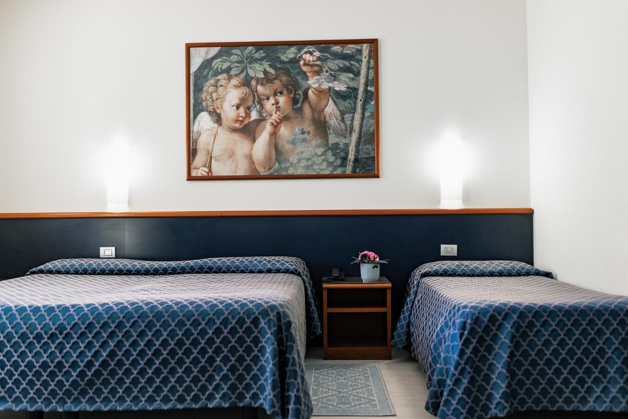 Triple Room - Photo 1