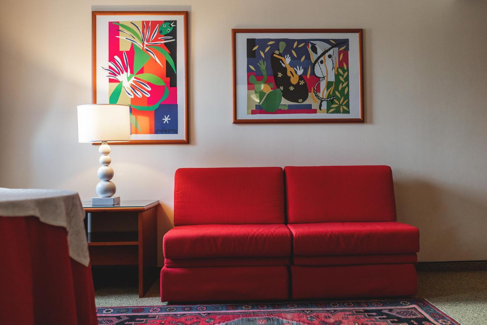 Suite (2 Adults) - Photo 1