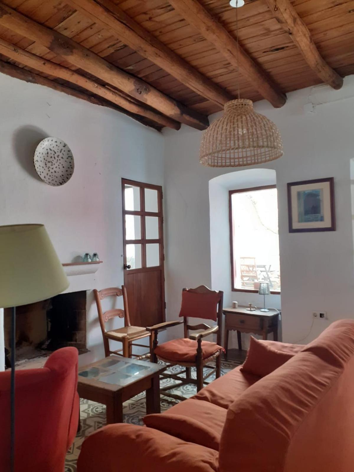 Casa de tres habitaciones