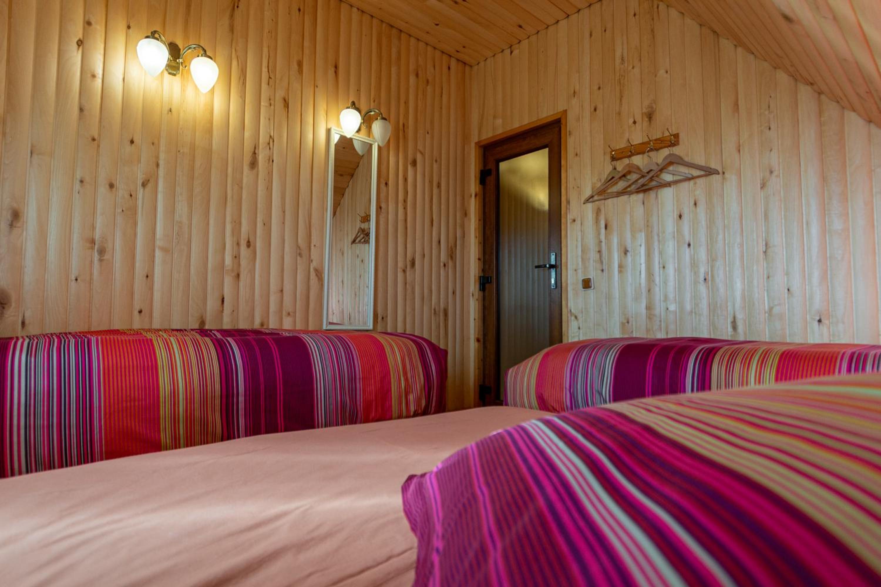 Three-Bedroom Villa - Photo 5