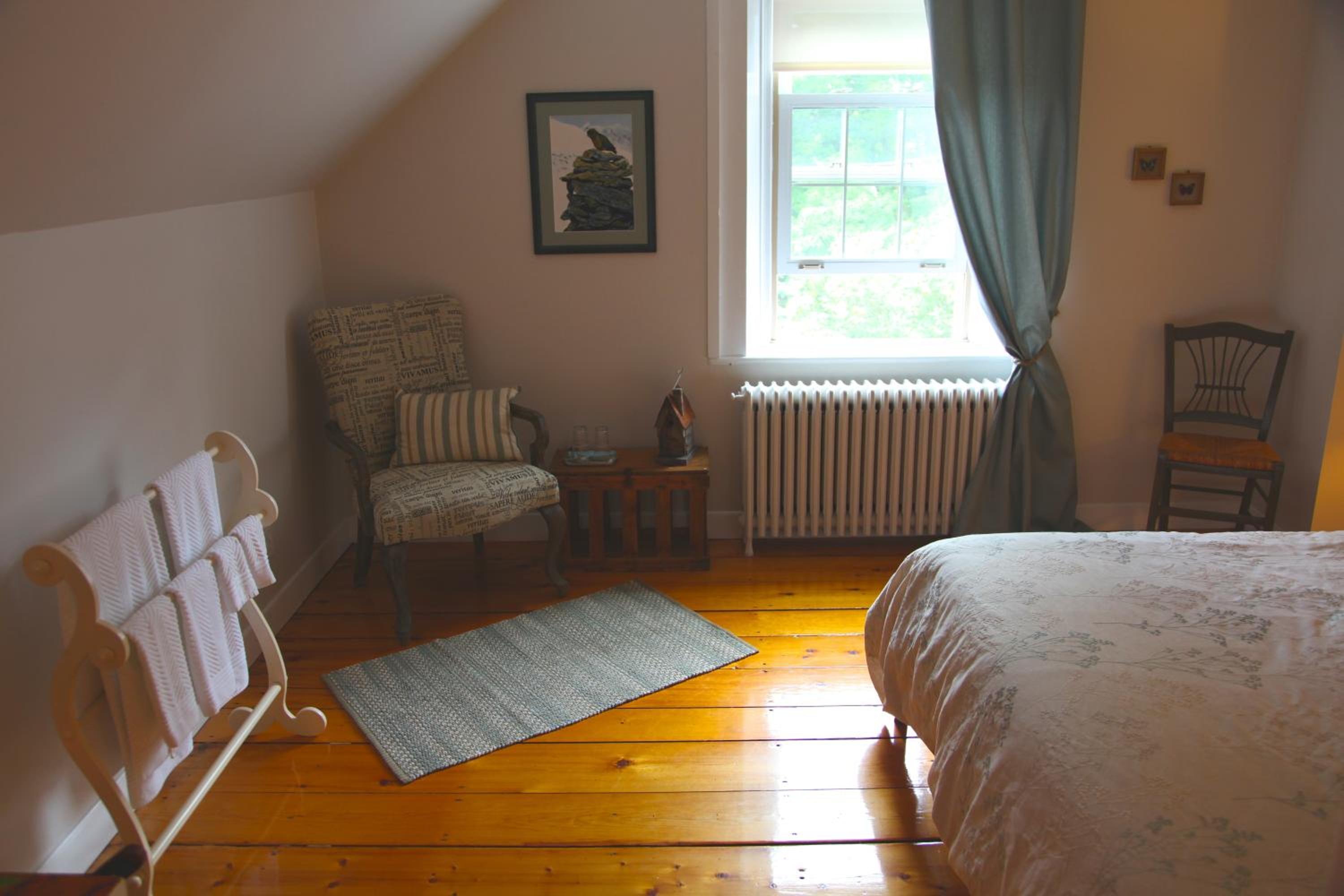 Queen Room