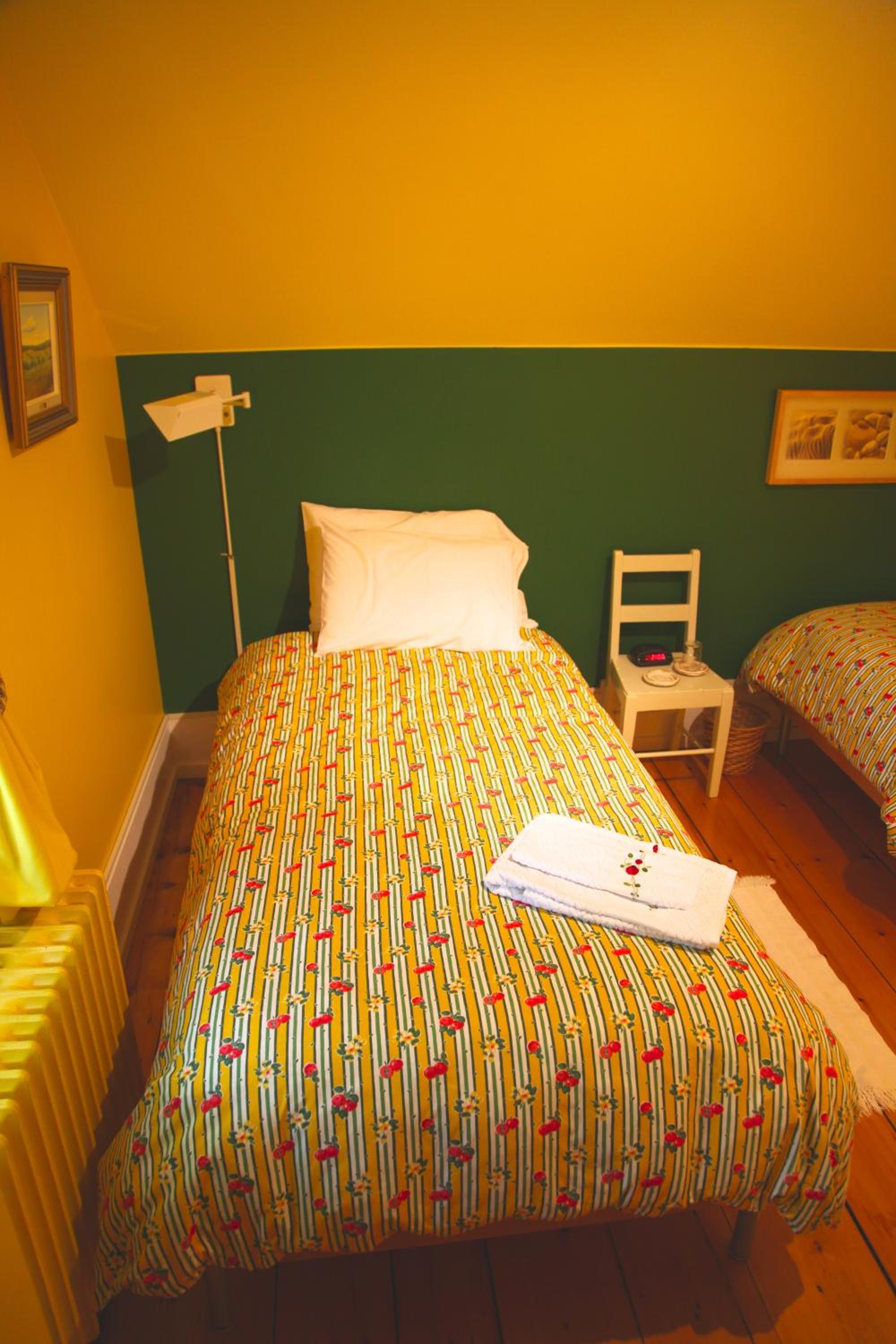 Twin Room With Shared Bathroom