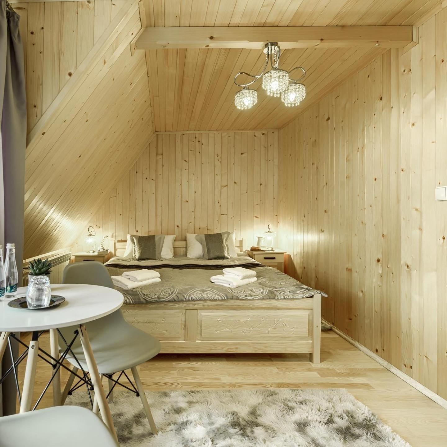 Double Room with Private Bathroom - Photo 1
