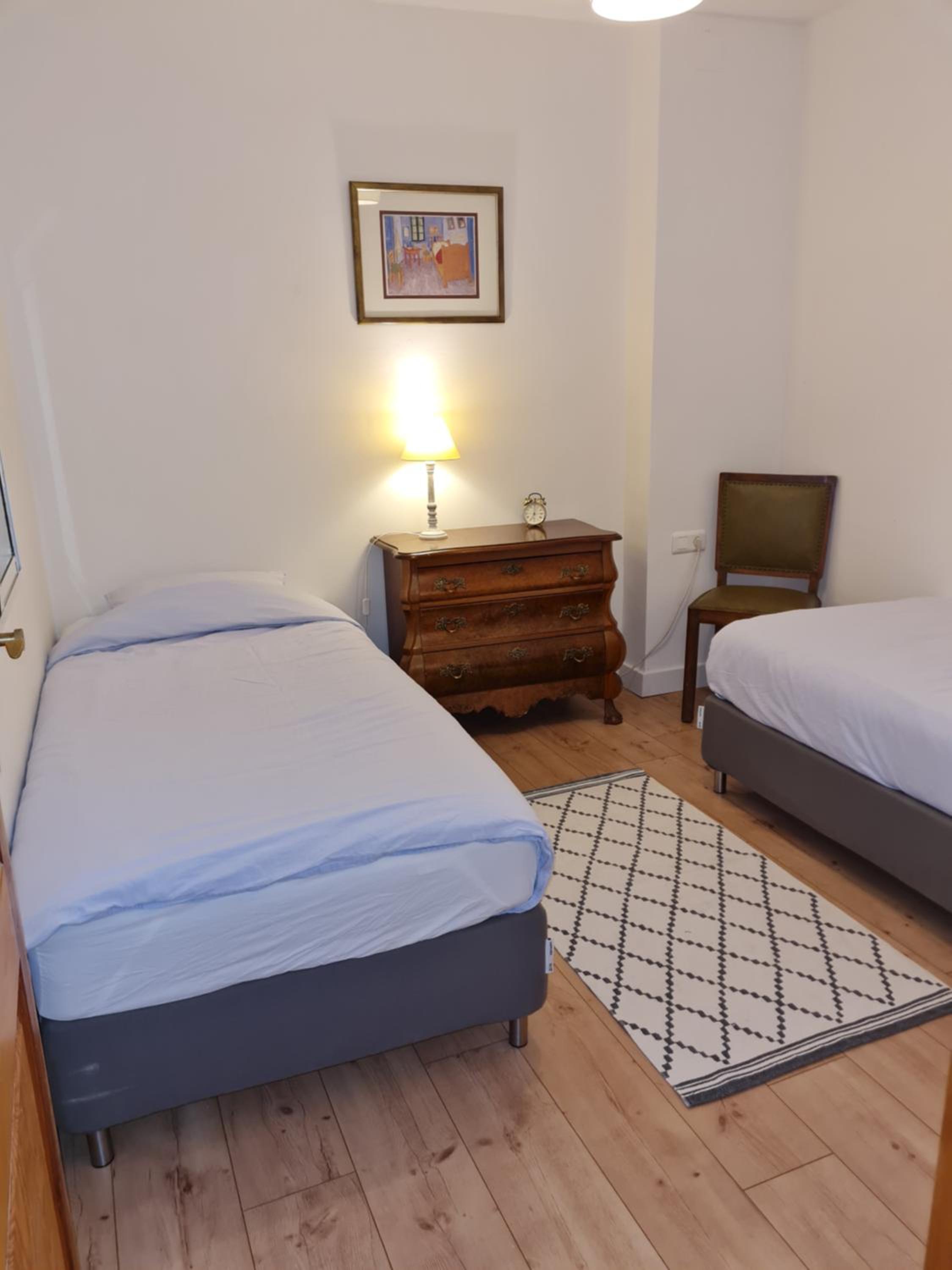 Apartamento de dos habitaciones con balcón