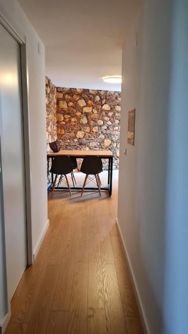 Two-Bedroom House - Photo 19