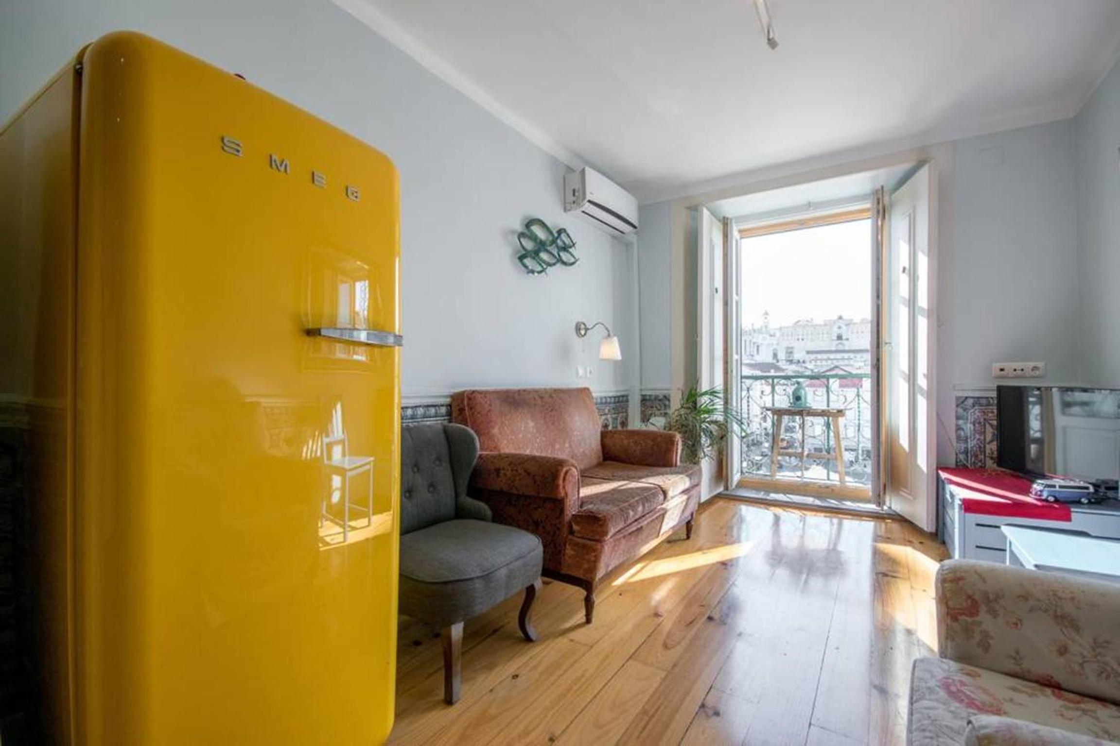 Two-Bedroom Apartment - Photo 9