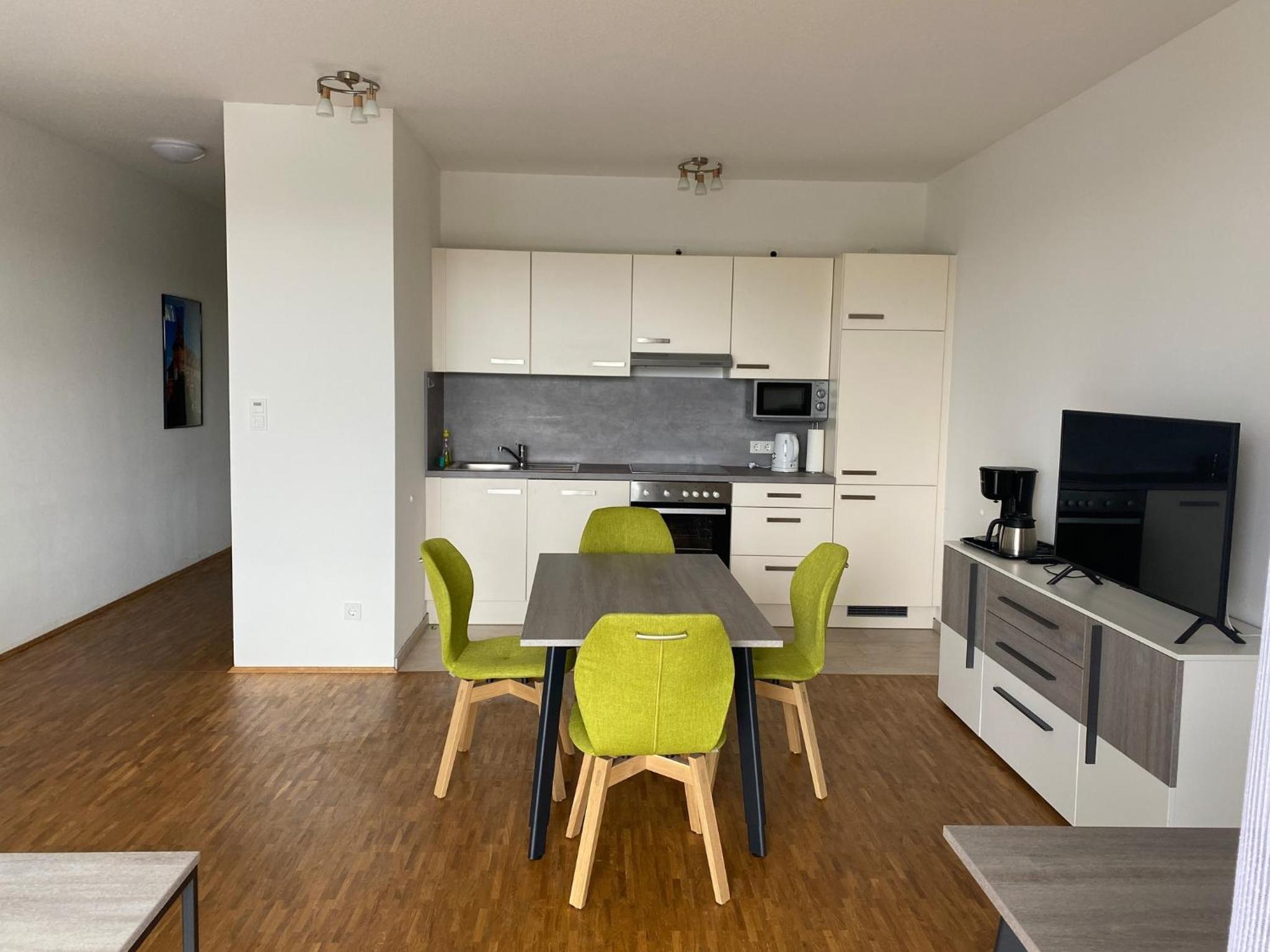 Apartment photo 2