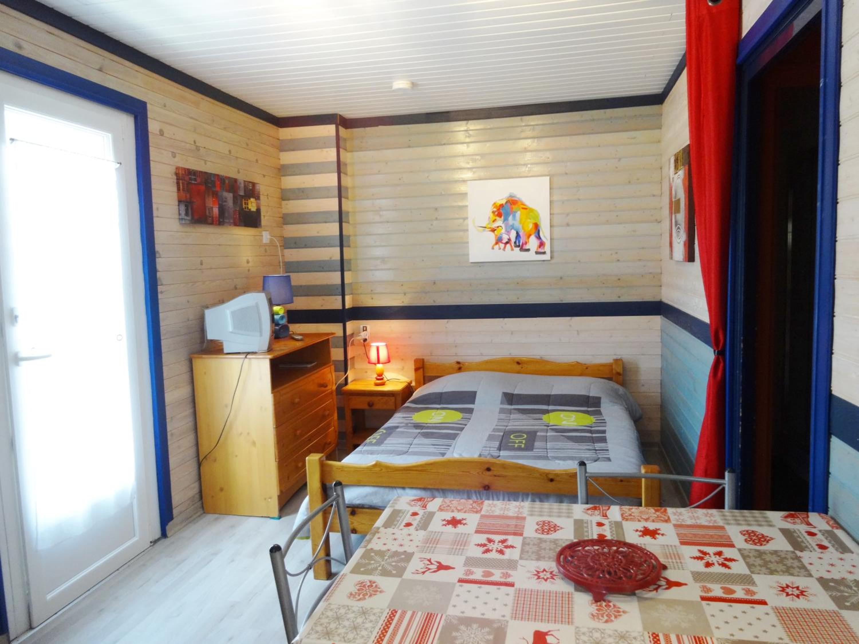 Apartment with Terrace photo 1