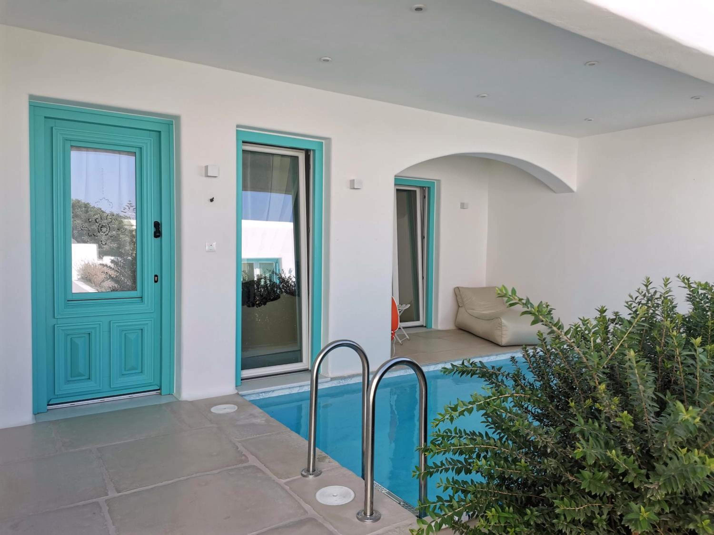 Majo Two Bedroom Villa with Private Pool - Photo 21