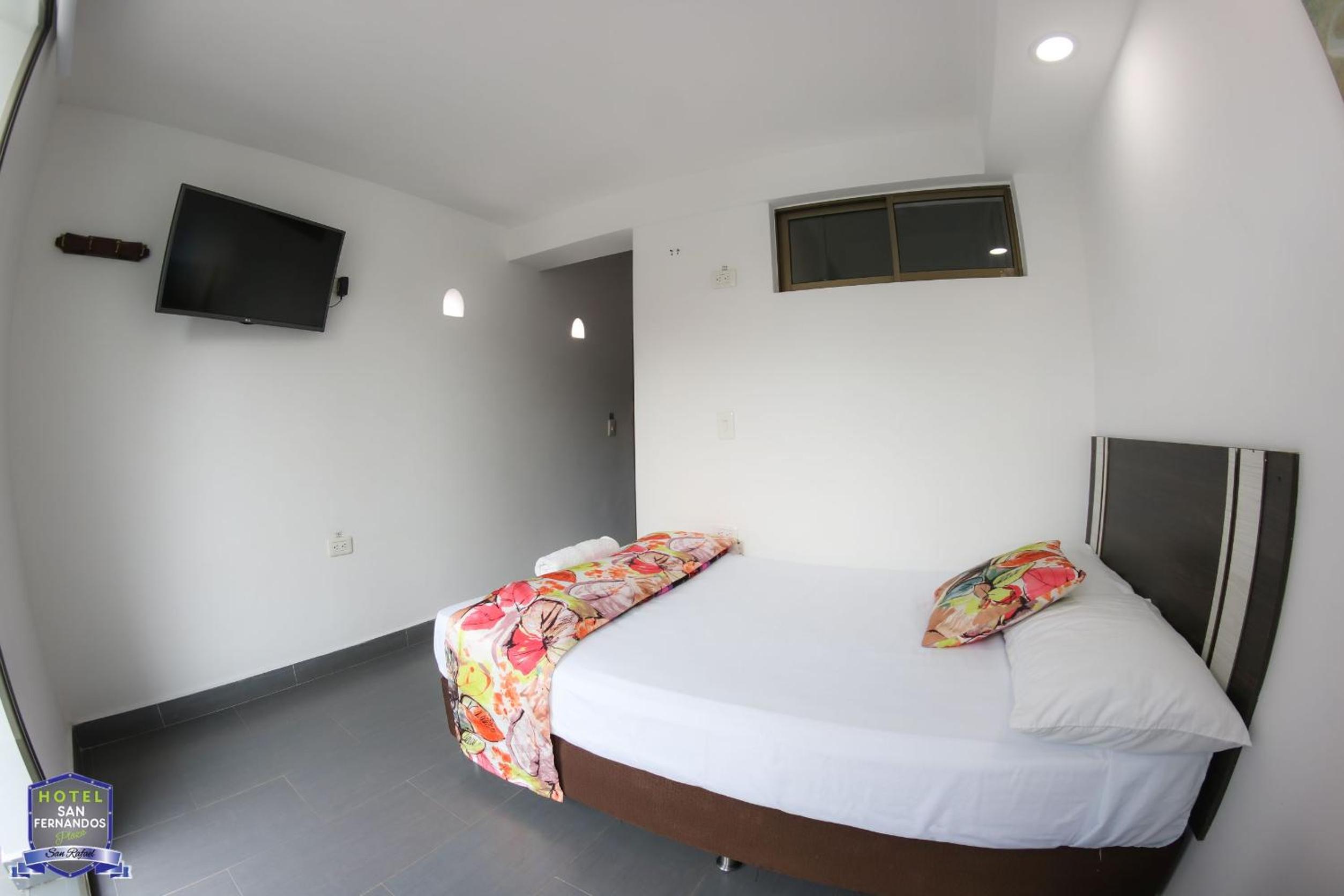 Deluxe Double Room with Balcony photo 2