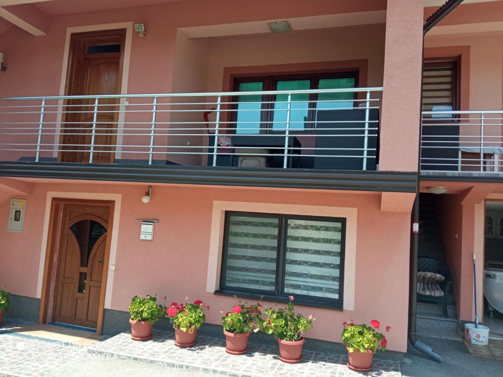 Apartment with Balcony photo 2