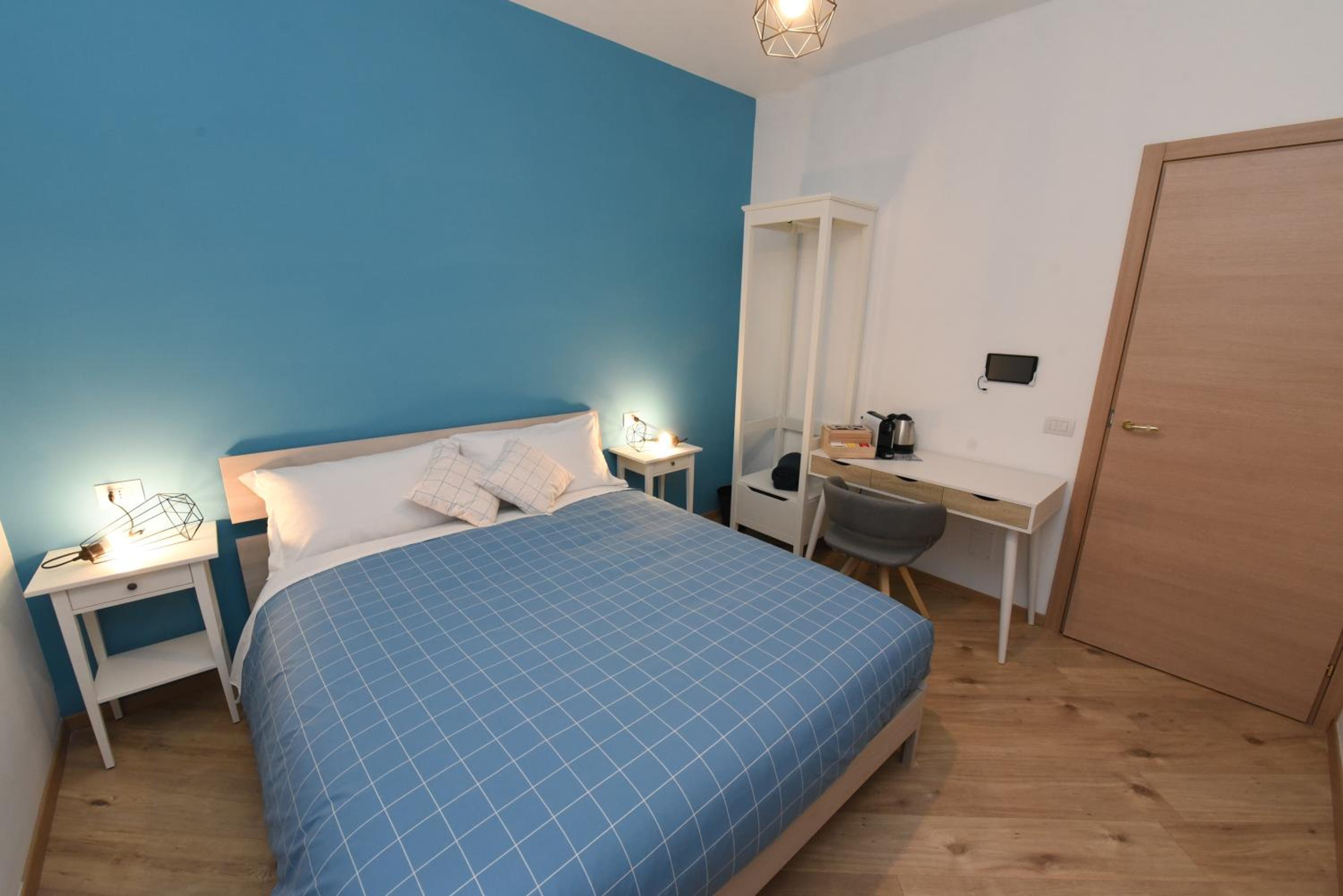 Double Room with Private Bathroom - Photo 1