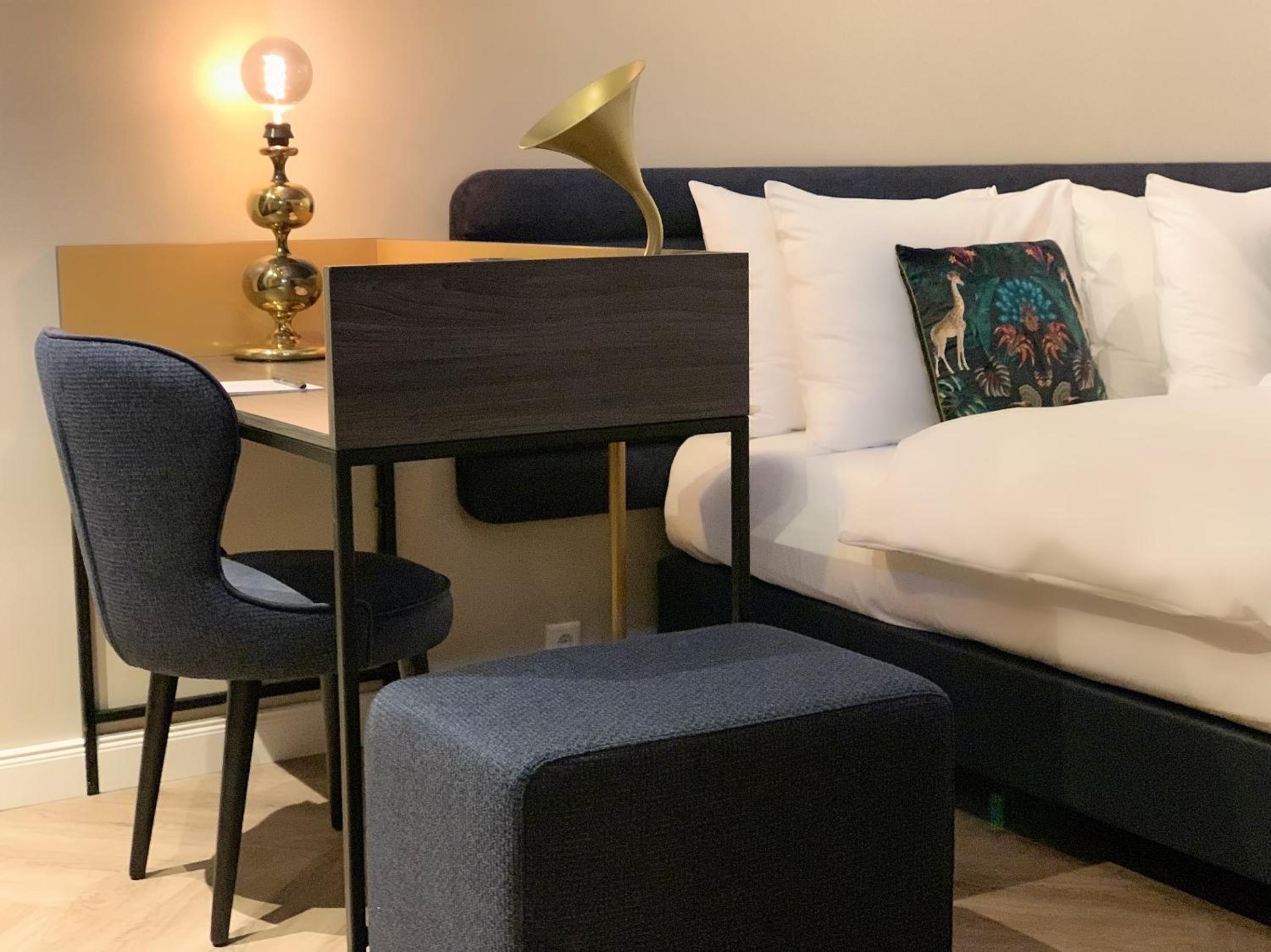 Superior Twin Room - Photo 8