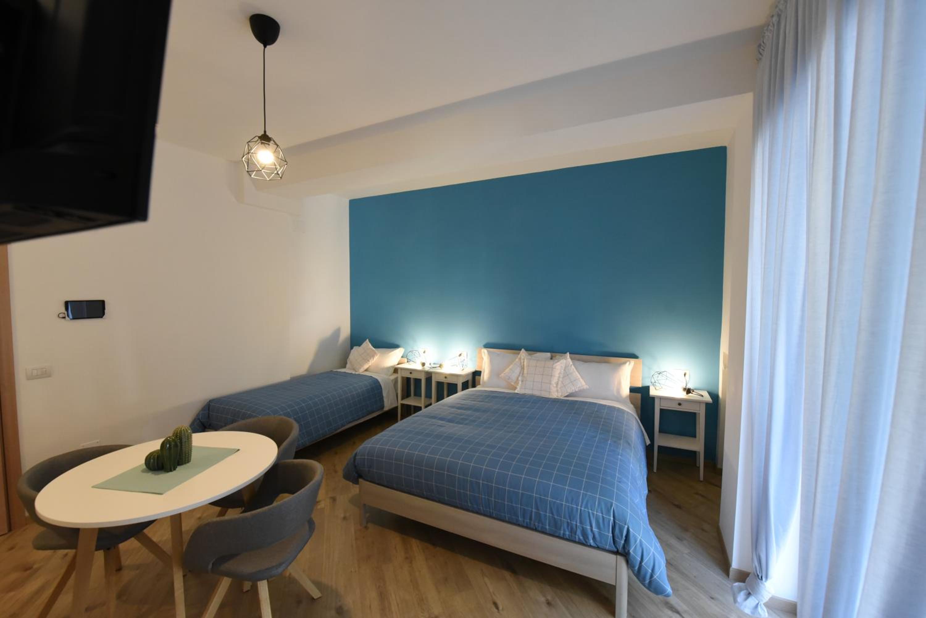 Triple Room with Private Bathroom - Photo 1