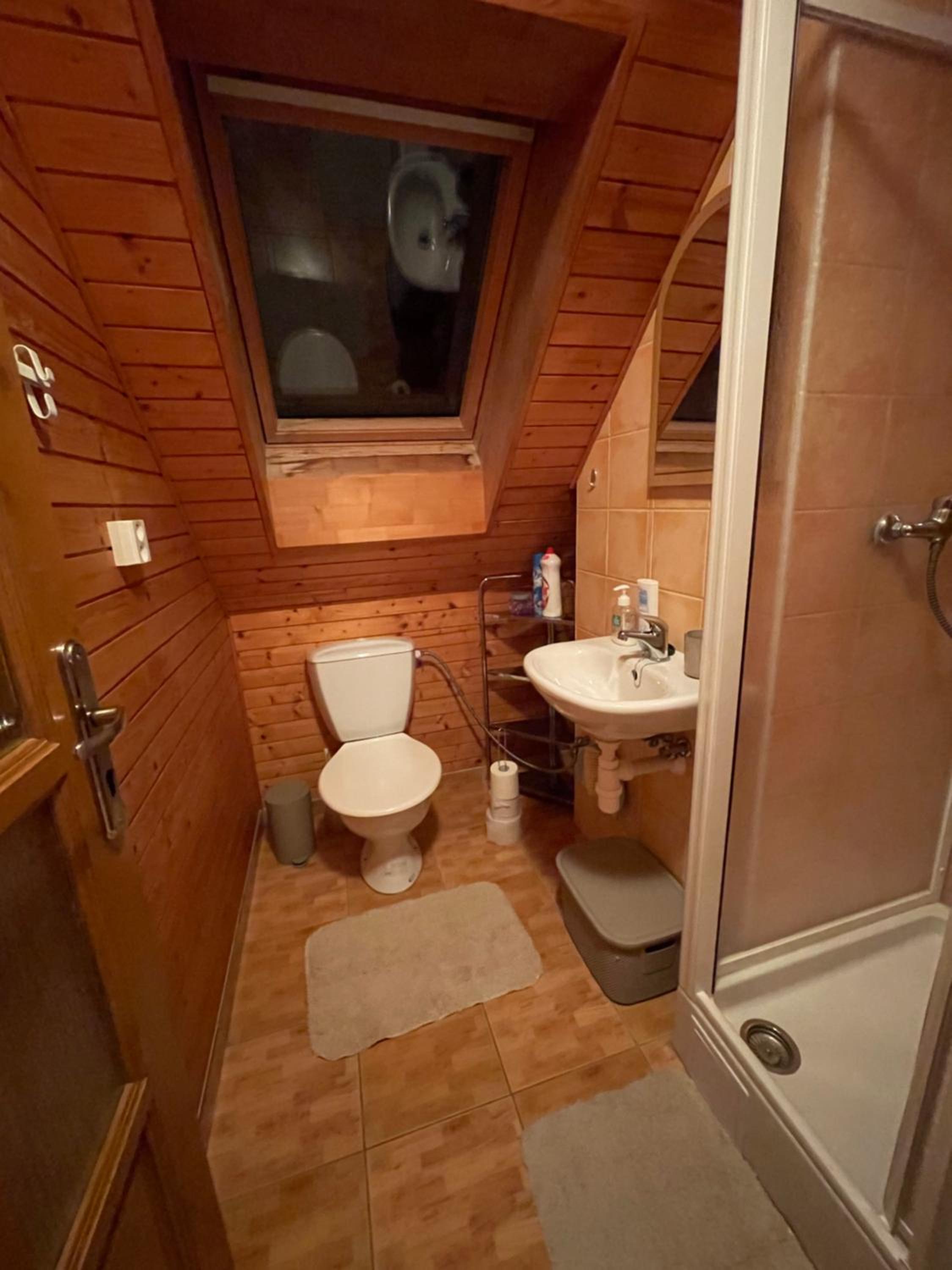 Two-Bedroom Apartment - Photo 21