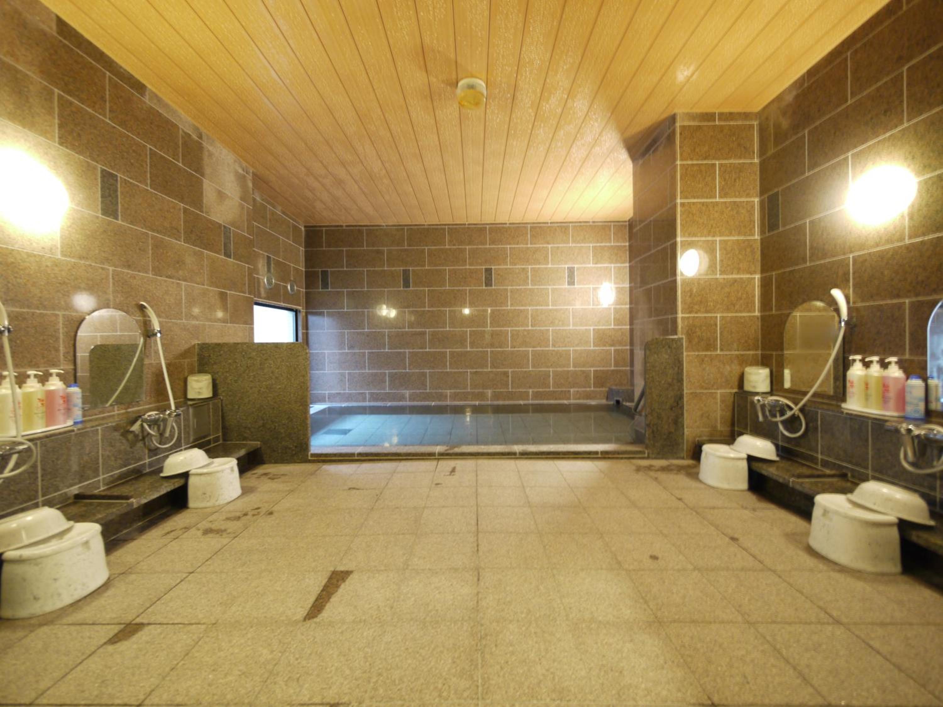 Twin Room - Smoking - Photo 9