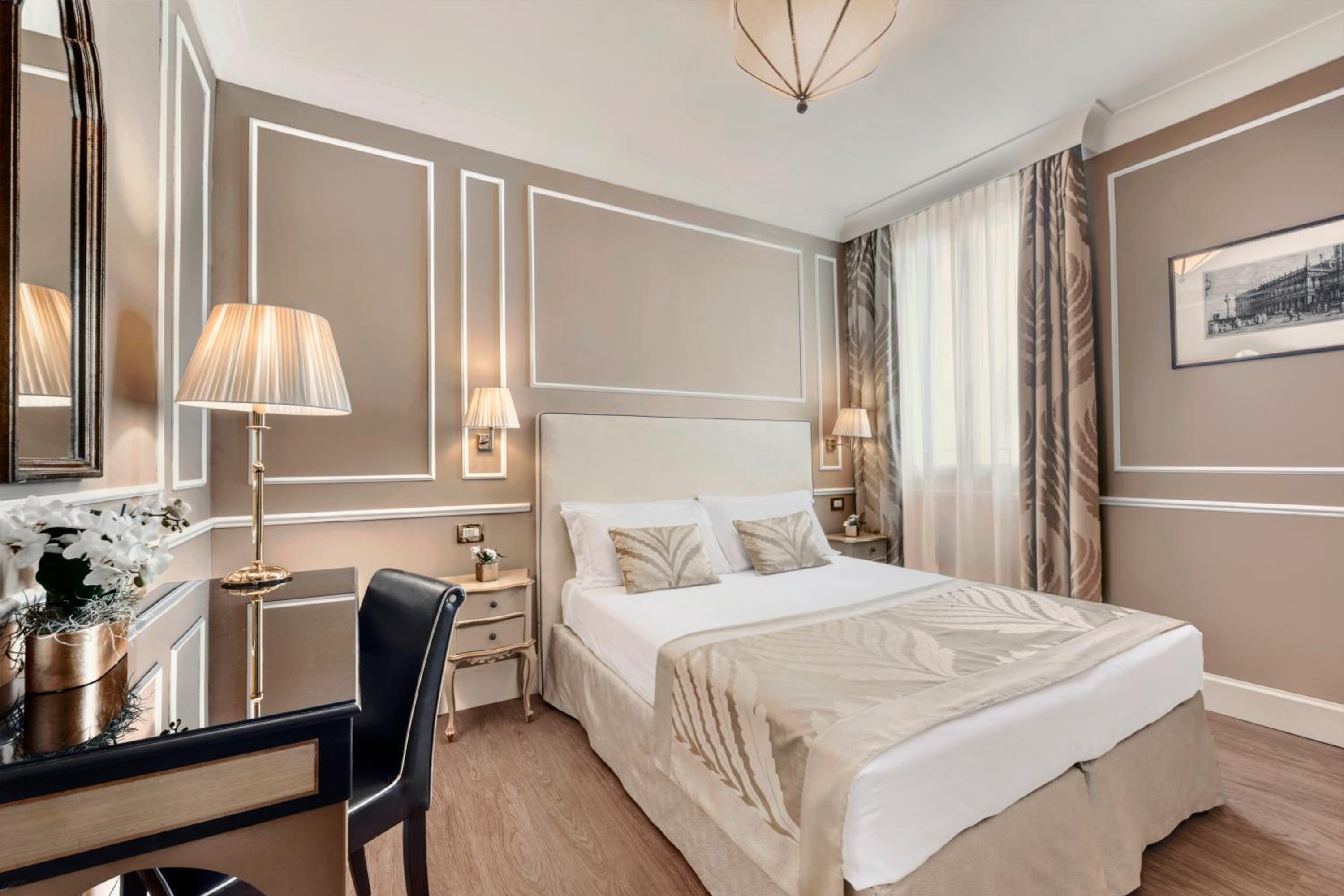 Classic Double or Twin Room photo 3